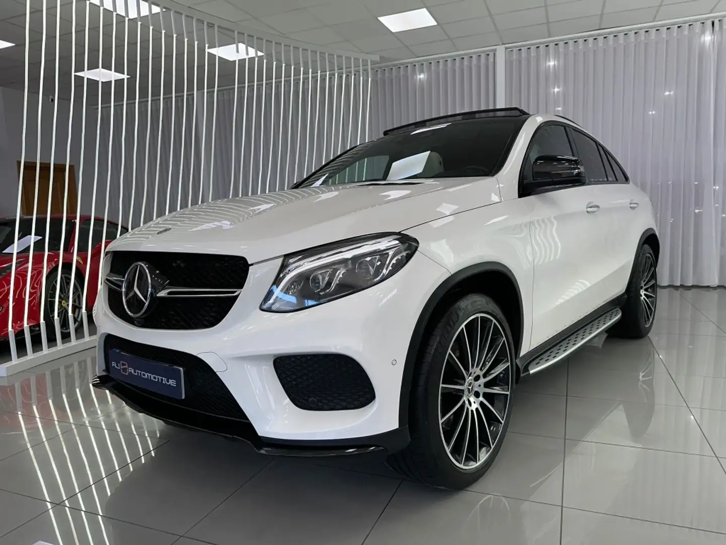 Mercedes-Benz GLE 350 Coupé 350d 4Matic Aut. Blanc - 1