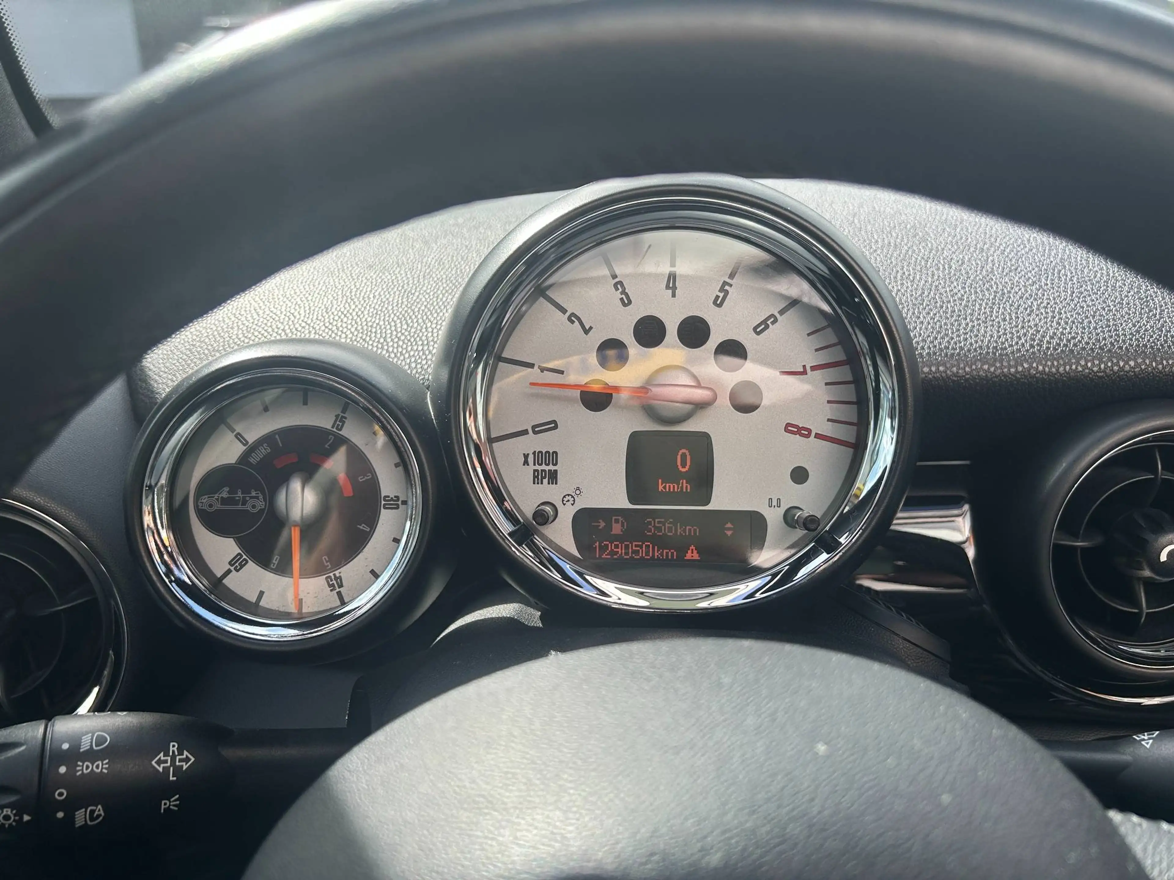 MINI Cooper Cabrio Mini Cabriolet 1.6i Cooper - Très belle! Garantie — photo 12