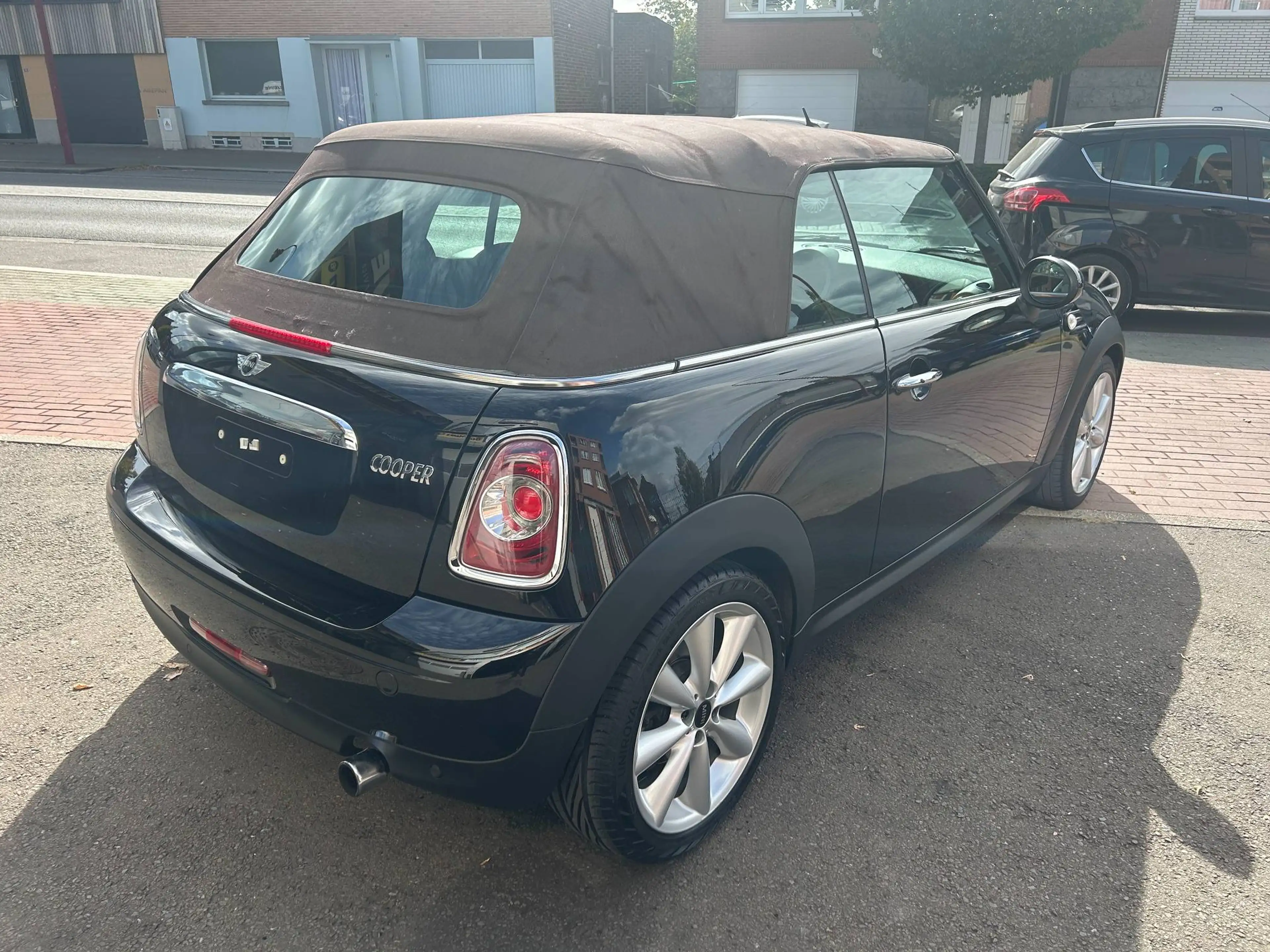 MINI Cooper Cabrio Mini Cabriolet 1.6i Cooper - Très belle! Garantie — photo 8