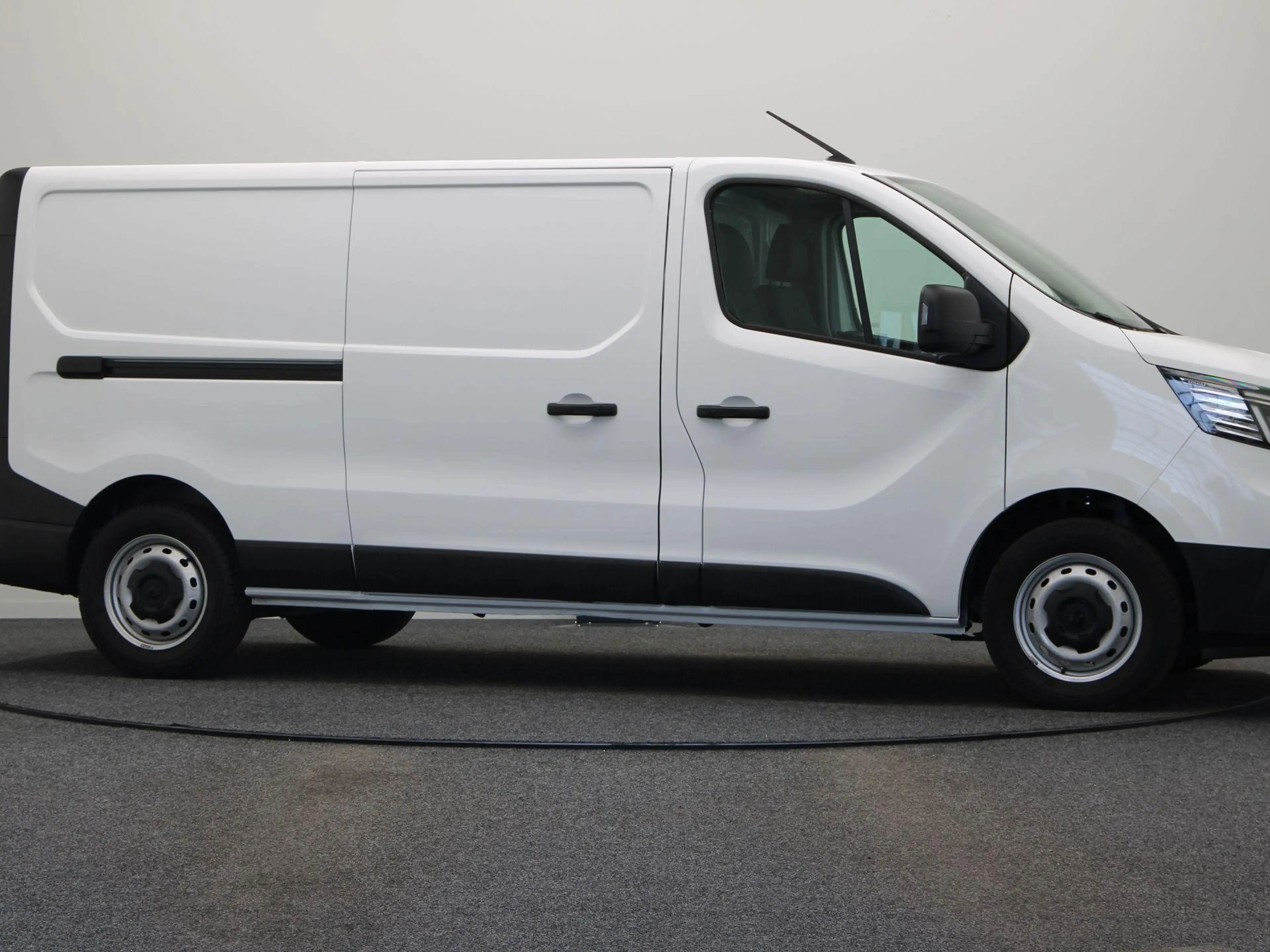 Renault Trafic 2.0 dCi 110pk T30 L2H1 Comfort | Laadruimtepakket — photo 13