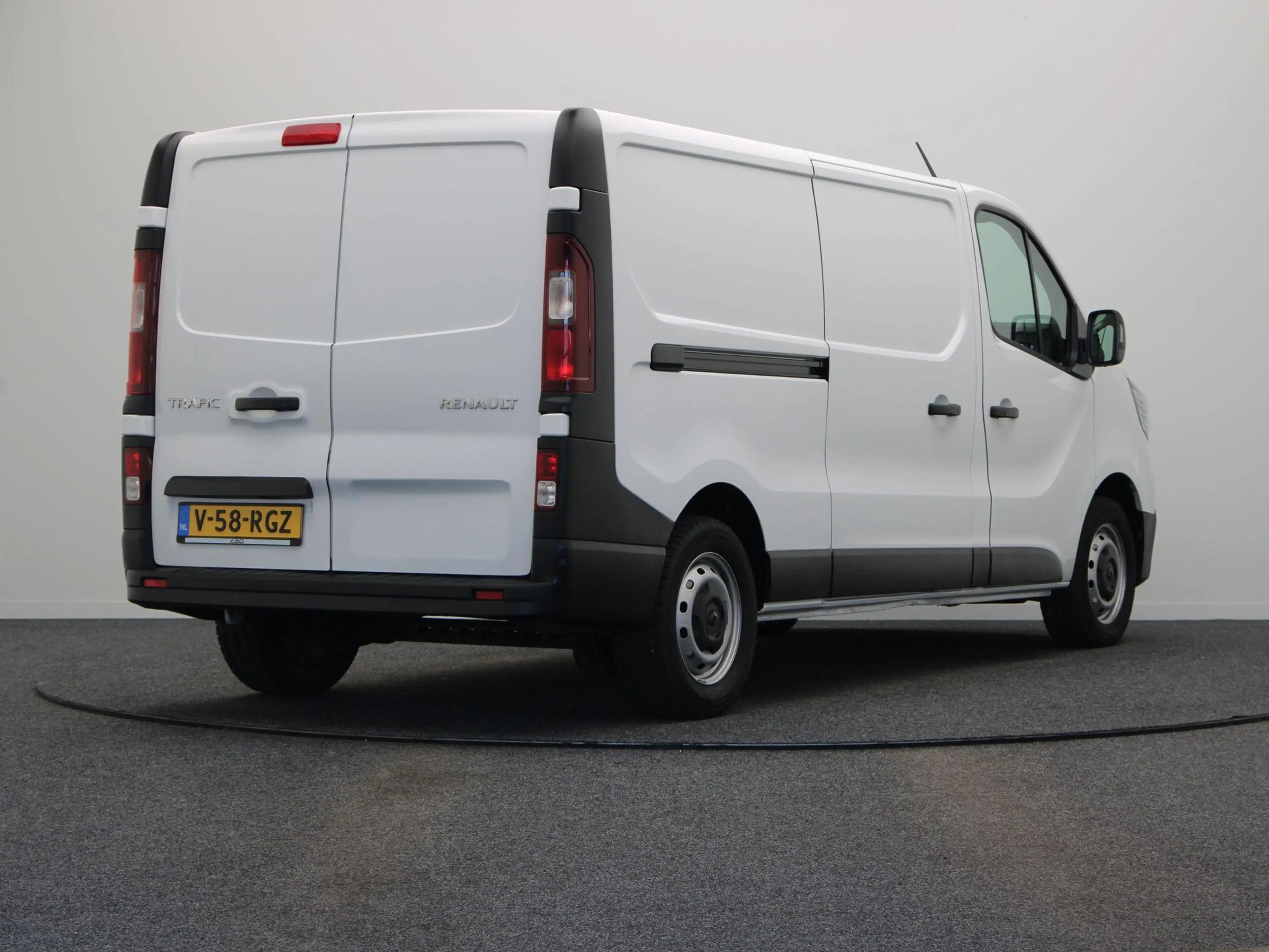 Renault Trafic 2.0 dCi 110pk T30 L2H1 Comfort | Laadruimtepakket — photo 11