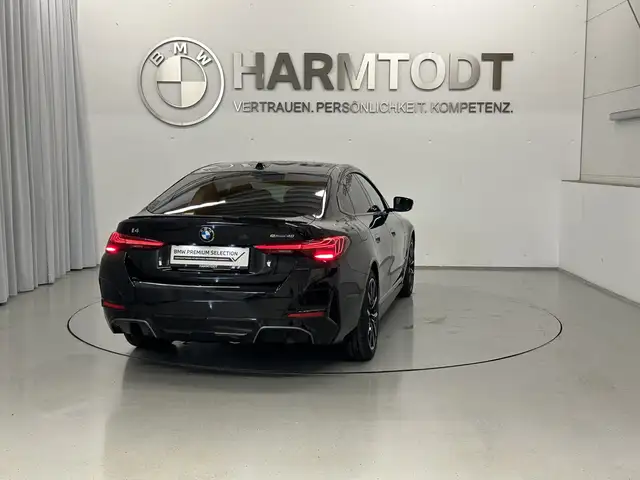 BMW I4 view 5