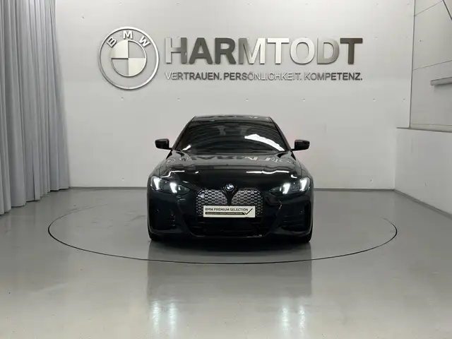 BMW I4 view 6