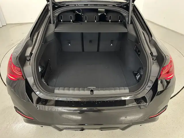 BMW I4 view 15