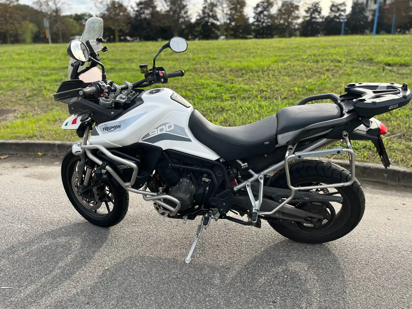 Triumph Tiger 900 GT PRO Alb - 1