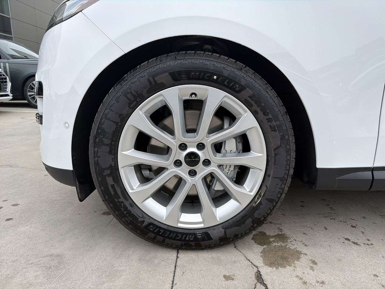 2026 Land Rover Range Rover Sport P360 S thumb 7