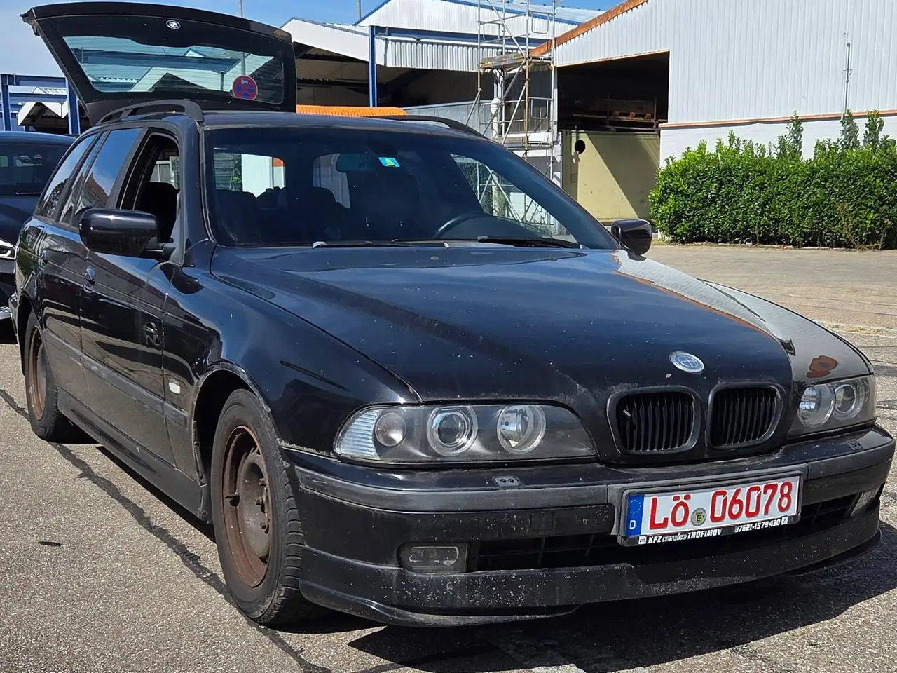 BMW 523i touring, foto 2