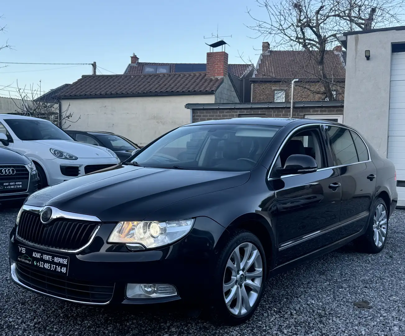 Skoda Superb Superb 2.0 CR TDi Elegance DPF DSG Noir - 1