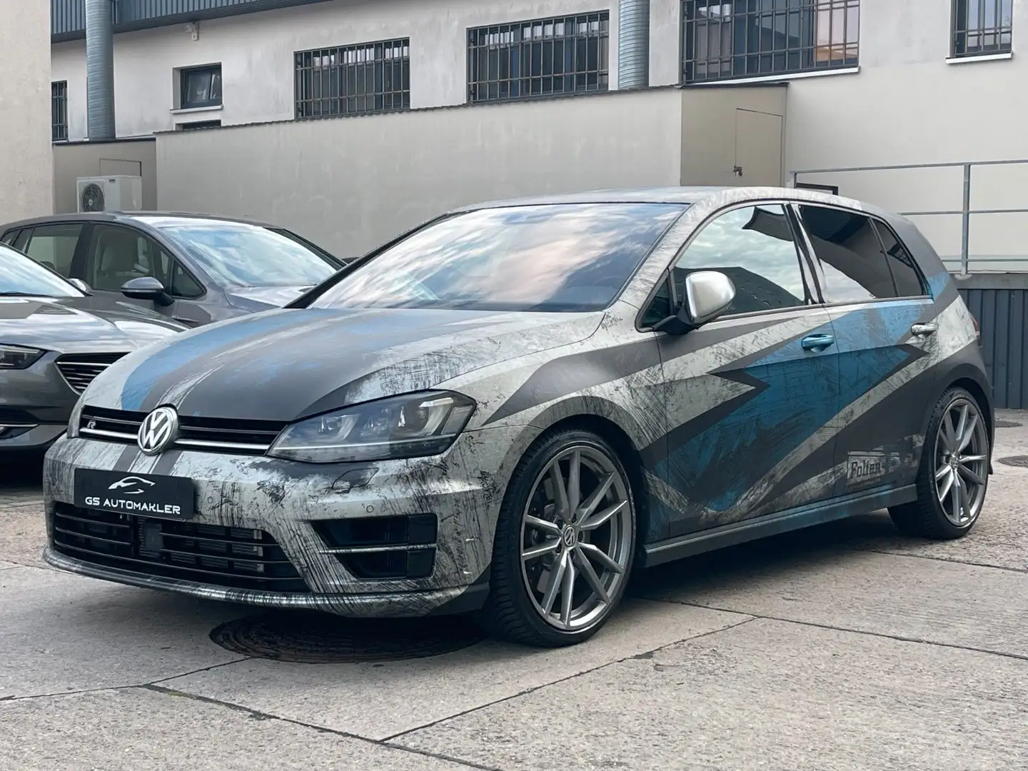Volkswagen Golf VII Lim. R BMT 4Motion PANO VOLLLEDER Gris - 2
