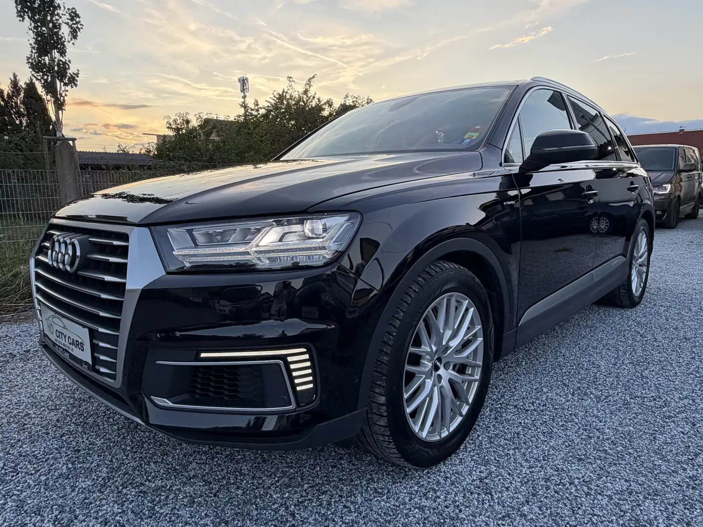 Audi Q7 e-tron PHEV 3,0 TDI quattro Tiptronic 21750€Inkl Mwst!! - 1