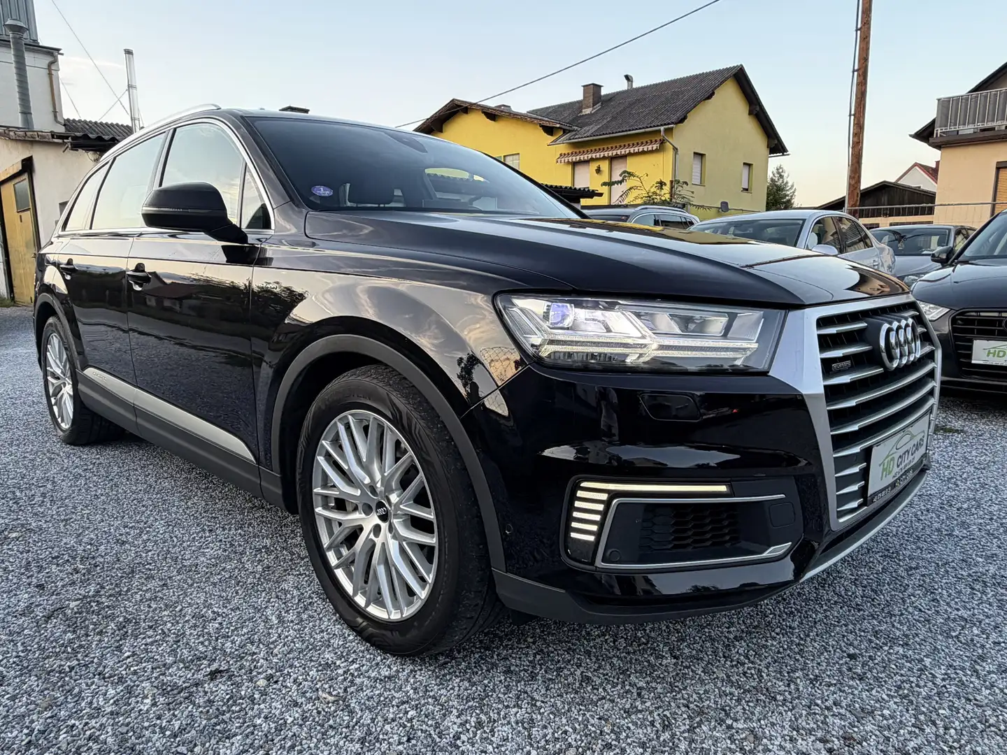 Audi Q7 e-tron PHEV 3,0 TDI quattro Tiptronic 21750€Inkl Mwst!! - 2