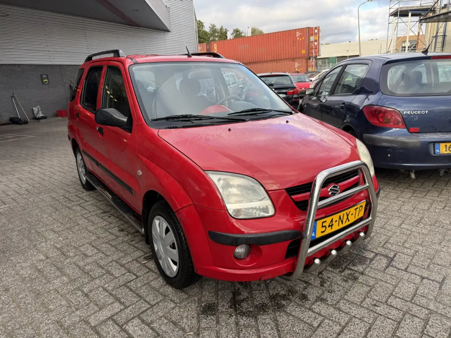 Suzuki Ignis 1.3-16V GLS Rojo - 2