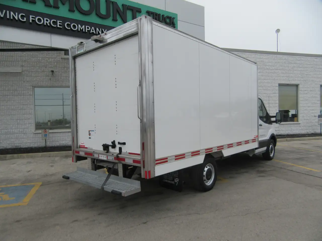 Ford Transit снимка Ford Transit