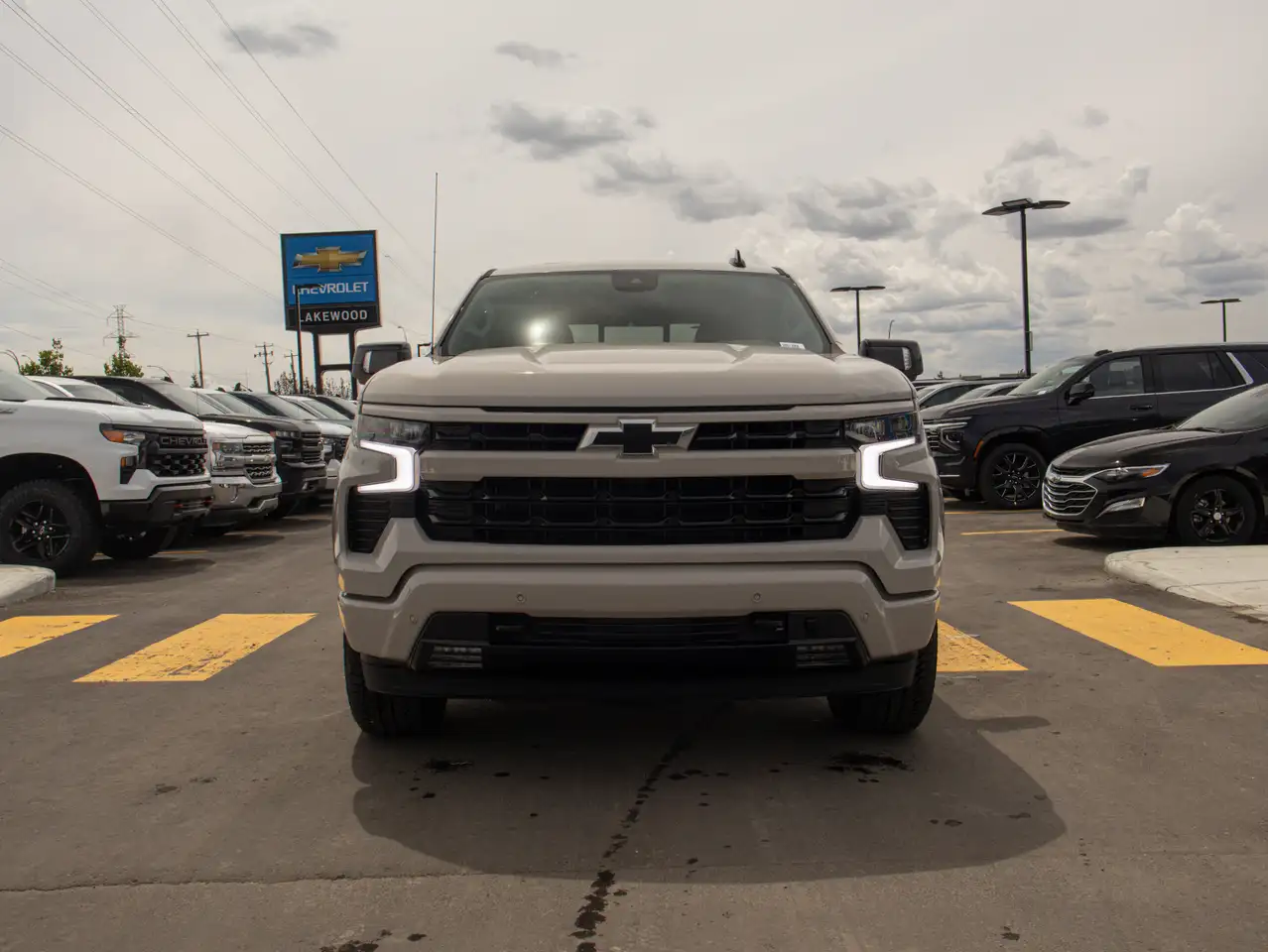 Chevrolet Silverado 1500 снимка Chevrolet Silverado 1500