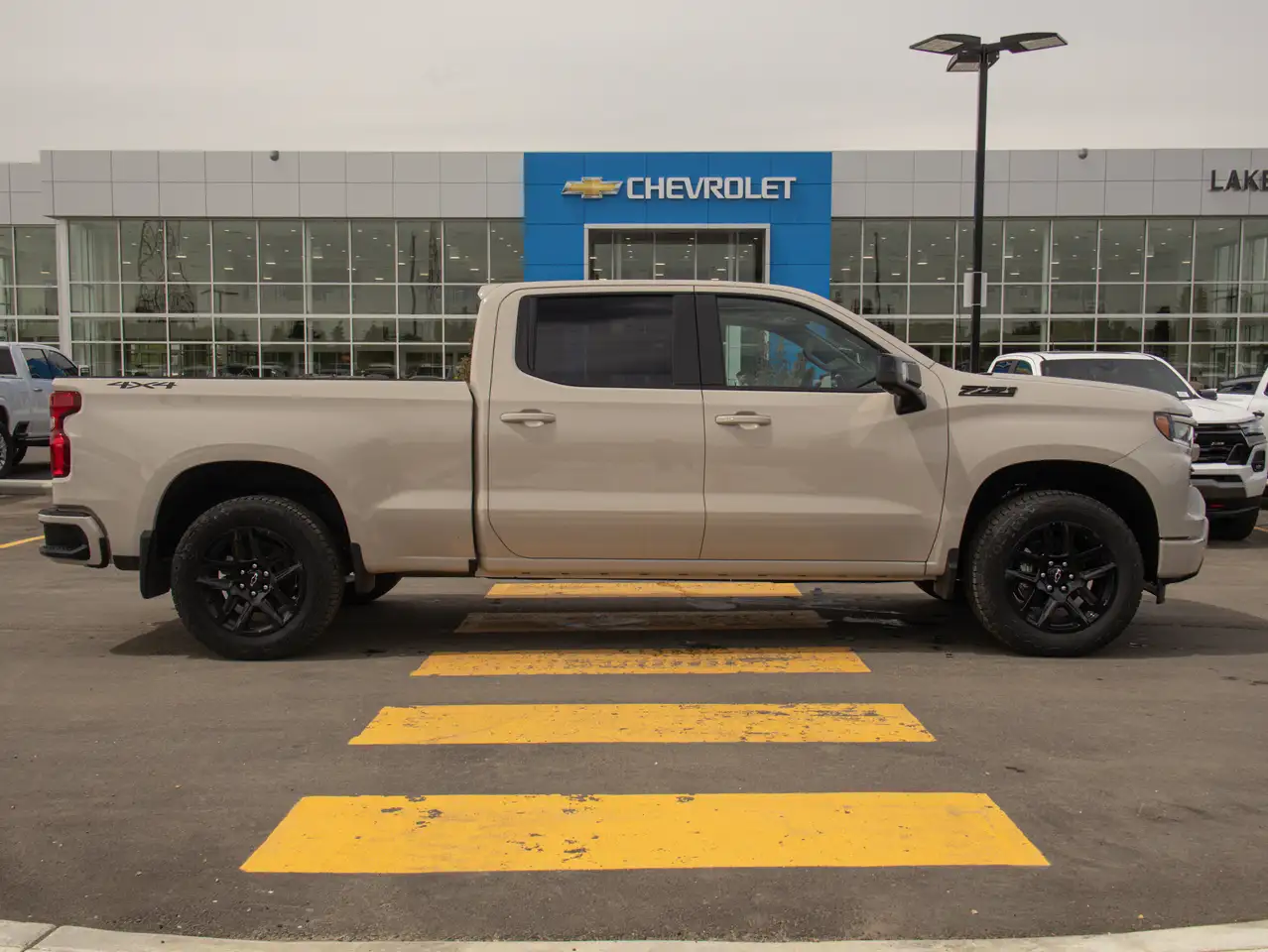 Chevrolet Silverado 1500 снимка Chevrolet Silverado 1500