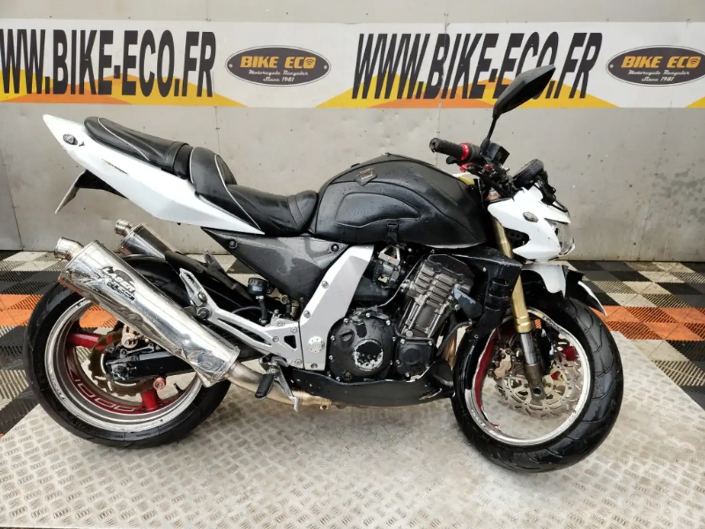 Kawasaki Z 1000 Schwarz - 1