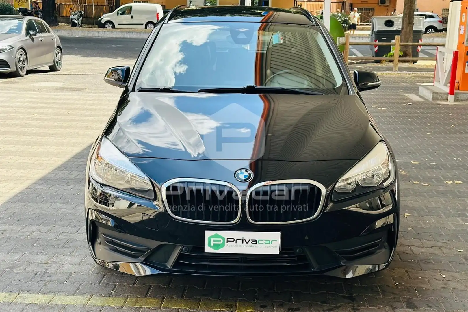 BMW 216 216d Gran Tourer Business Nero - 2