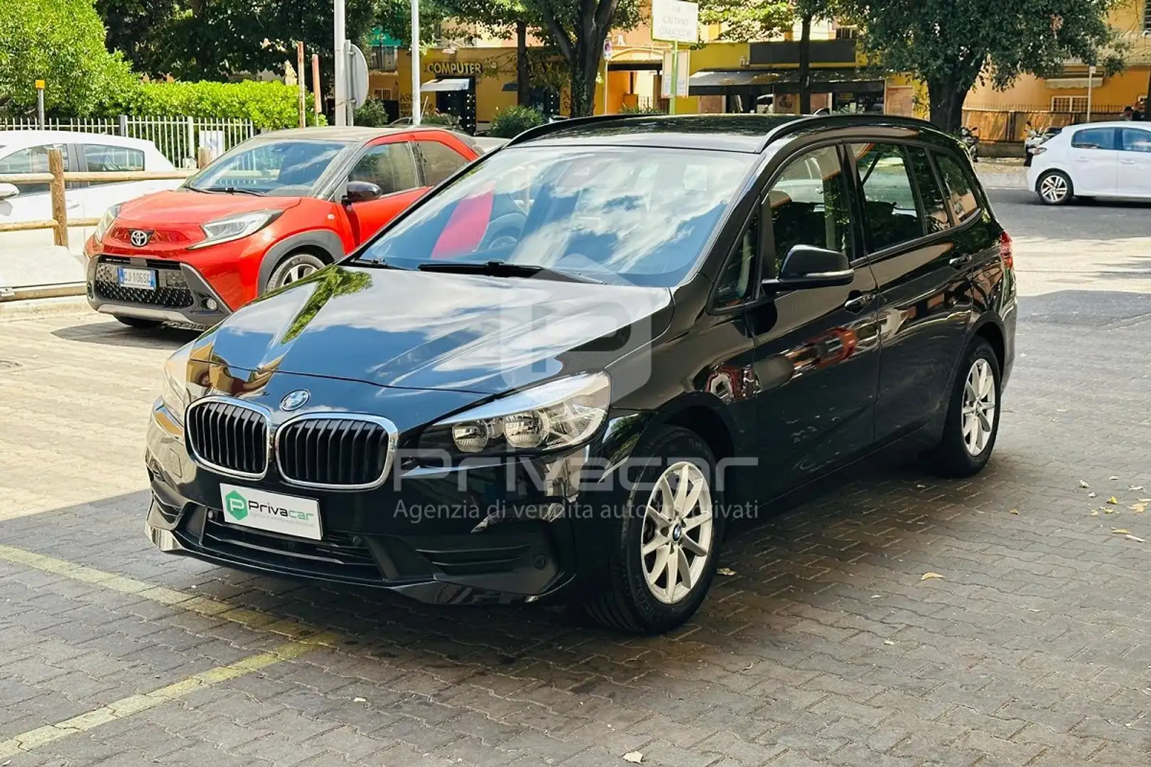 BMW 216 216d Gran Tourer Business Nero - 1