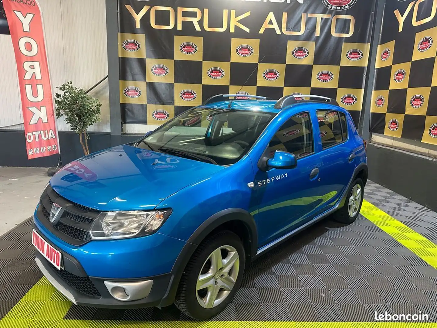 Dacia Sandero 0.9 Tce 90 cv Ambiance Azul - 2