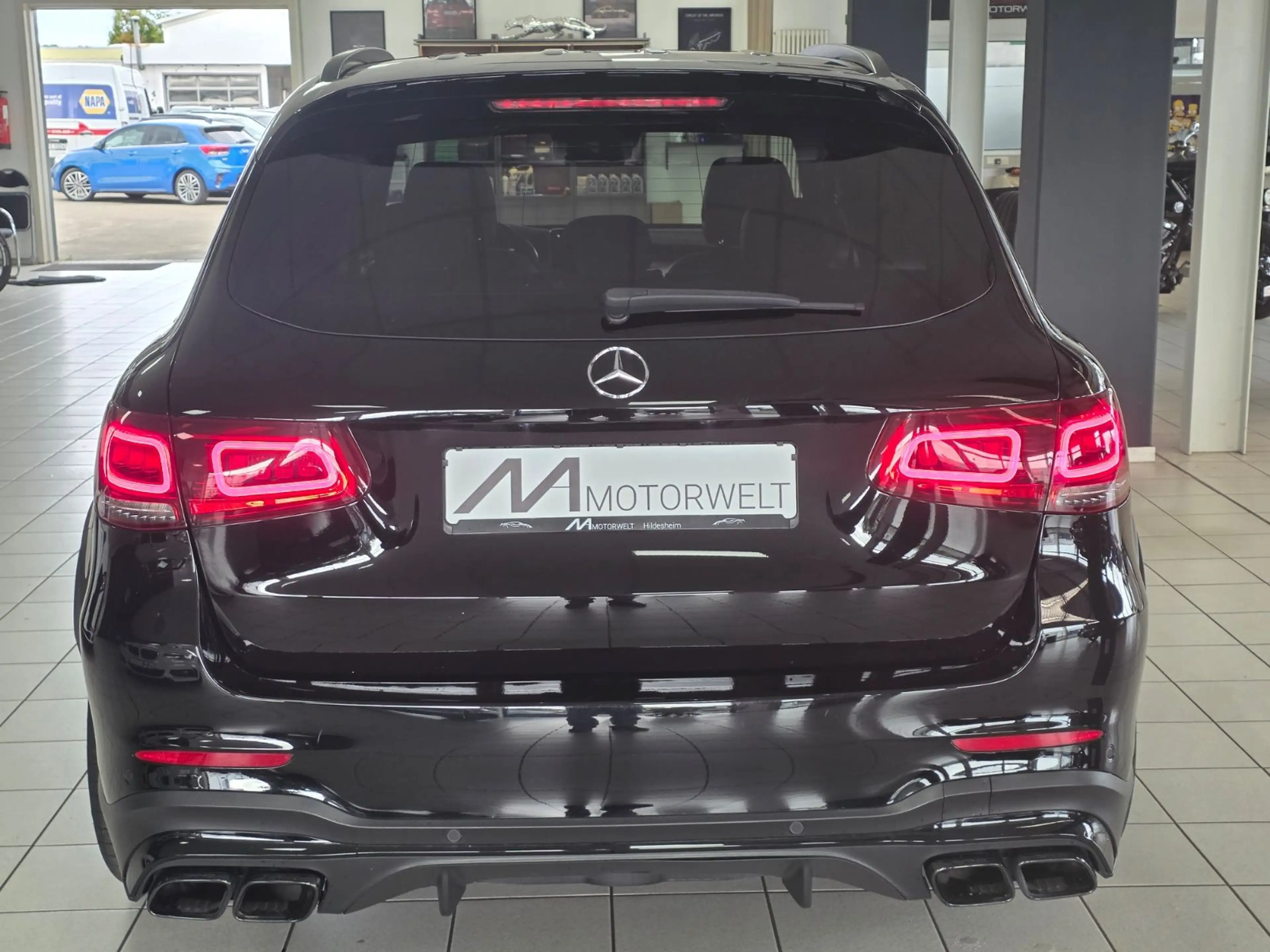 Mercedes-Benz GLC 63 AMG Panorama/360°/Night/Performance AGA — photo 5