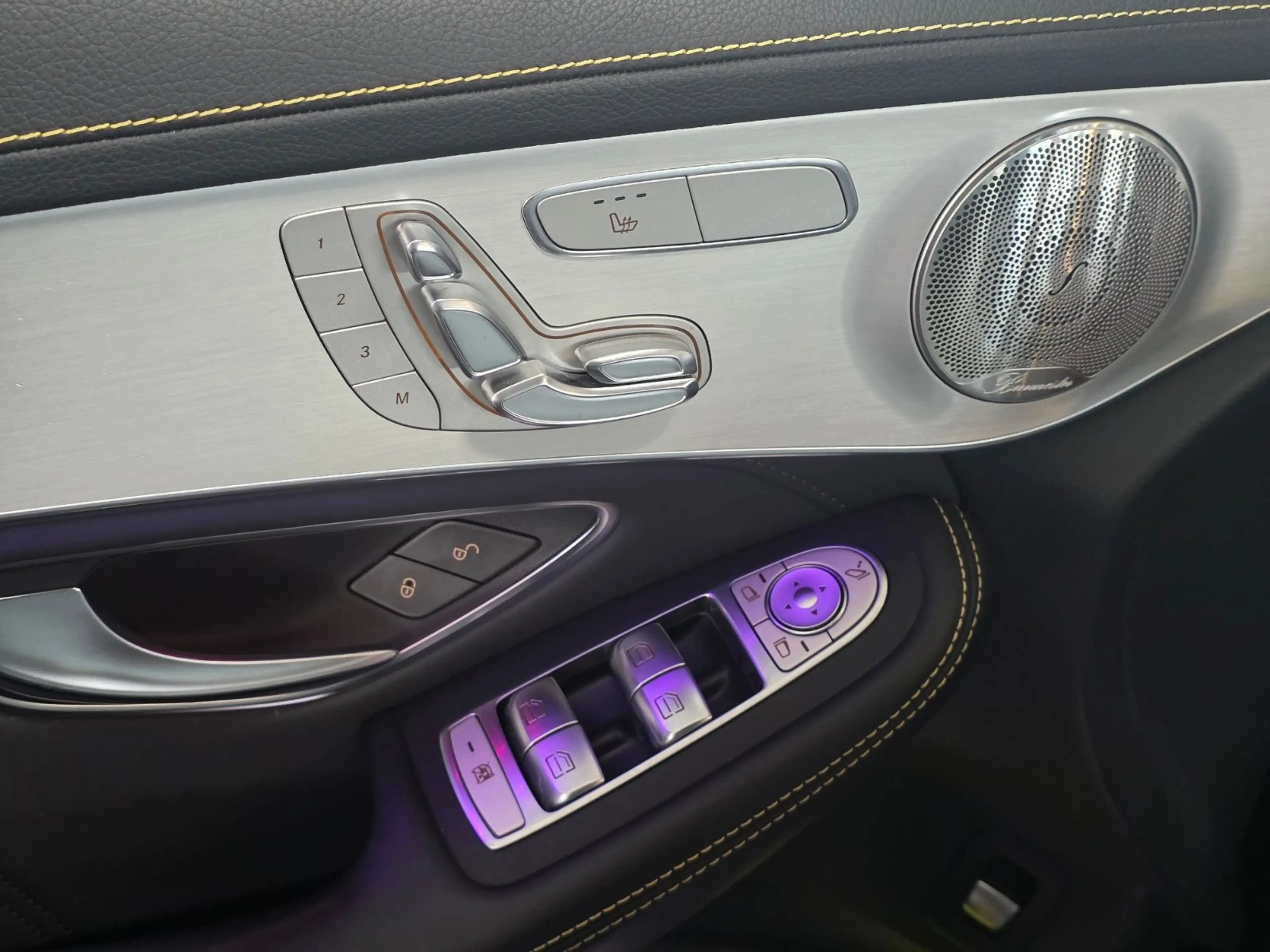 Mercedes-Benz GLC 63 AMG Panorama/360°/Night/Performance AGA — photo 14