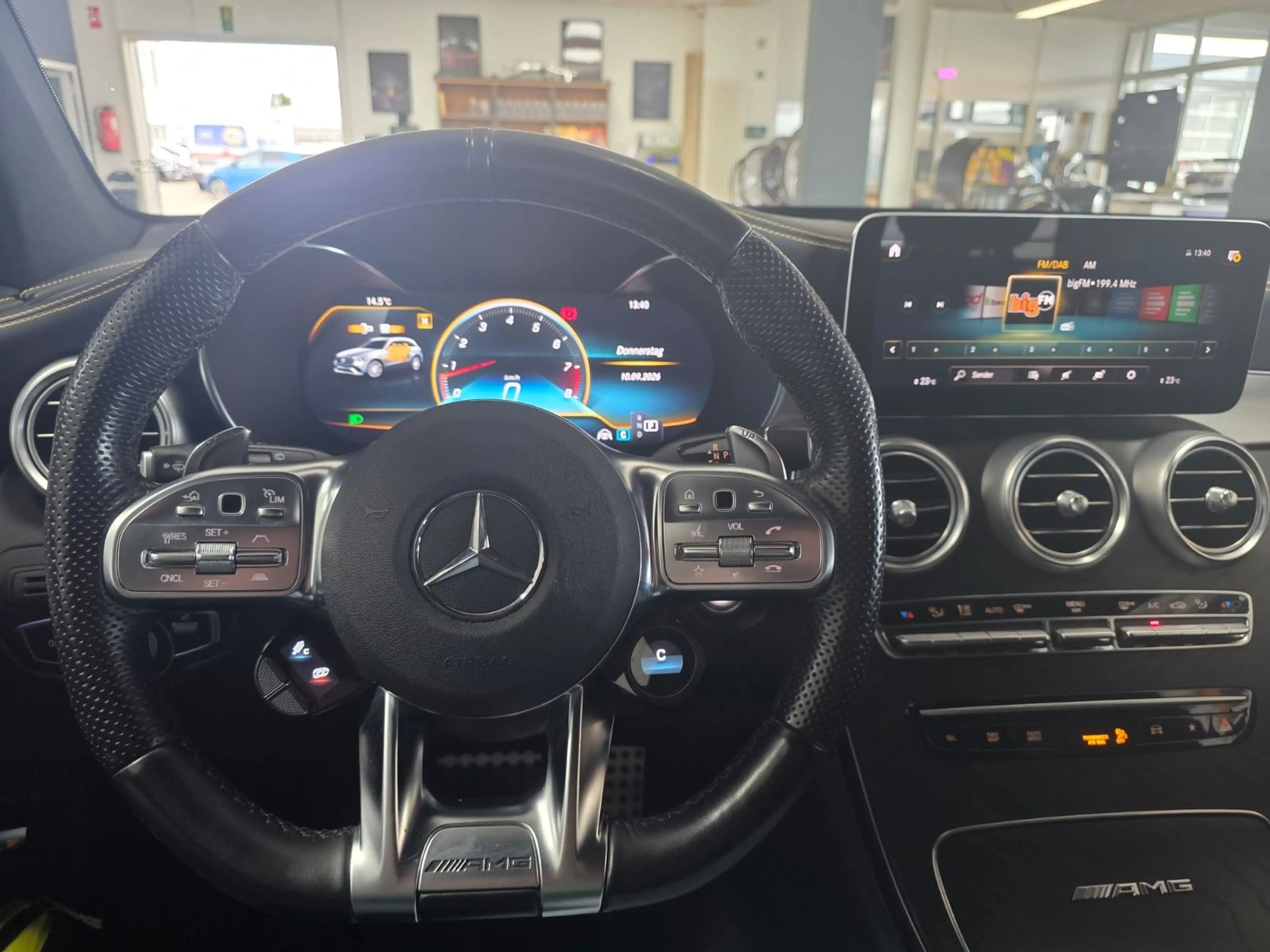 Mercedes-Benz GLC 63 AMG Panorama/360°/Night/Performance AGA — photo 15