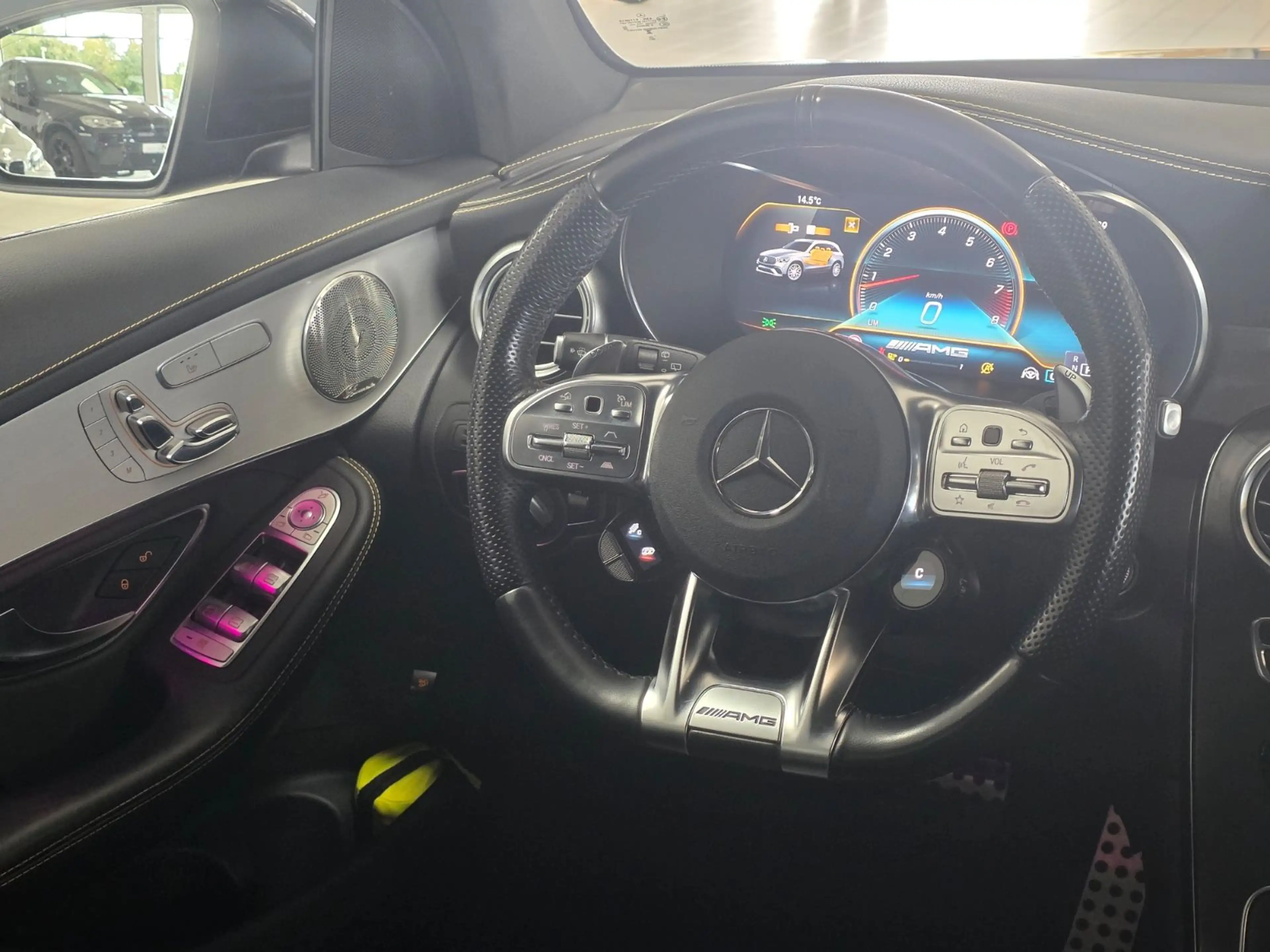 Mercedes-Benz GLC 63 AMG Panorama/360°/Night/Performance AGA — photo 12