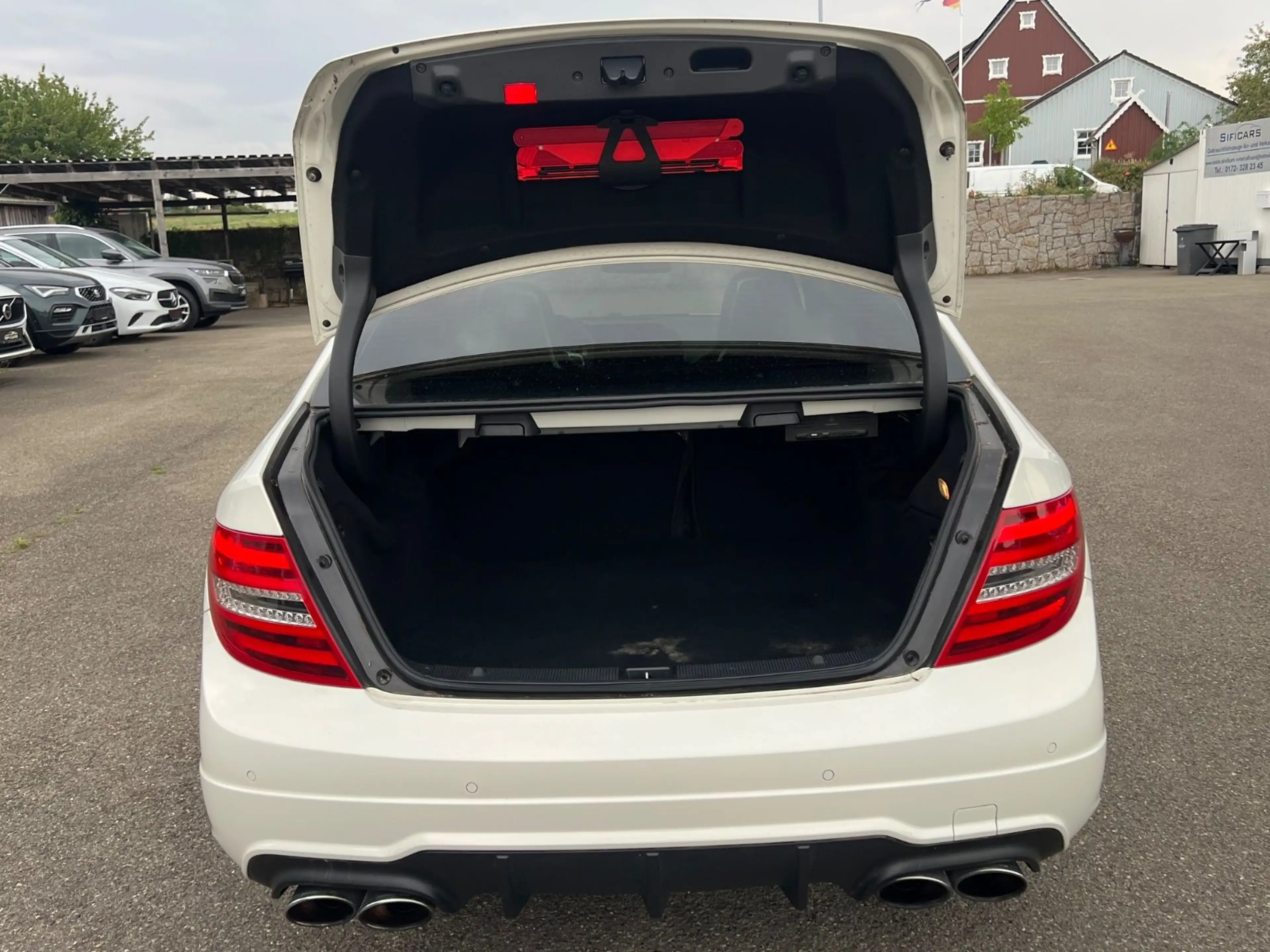 Mercedes-Benz C 63 AMG C63 AMG Lim.*Sport*Leder*Xenon*LED*H&K*Carbon ** — photo 9