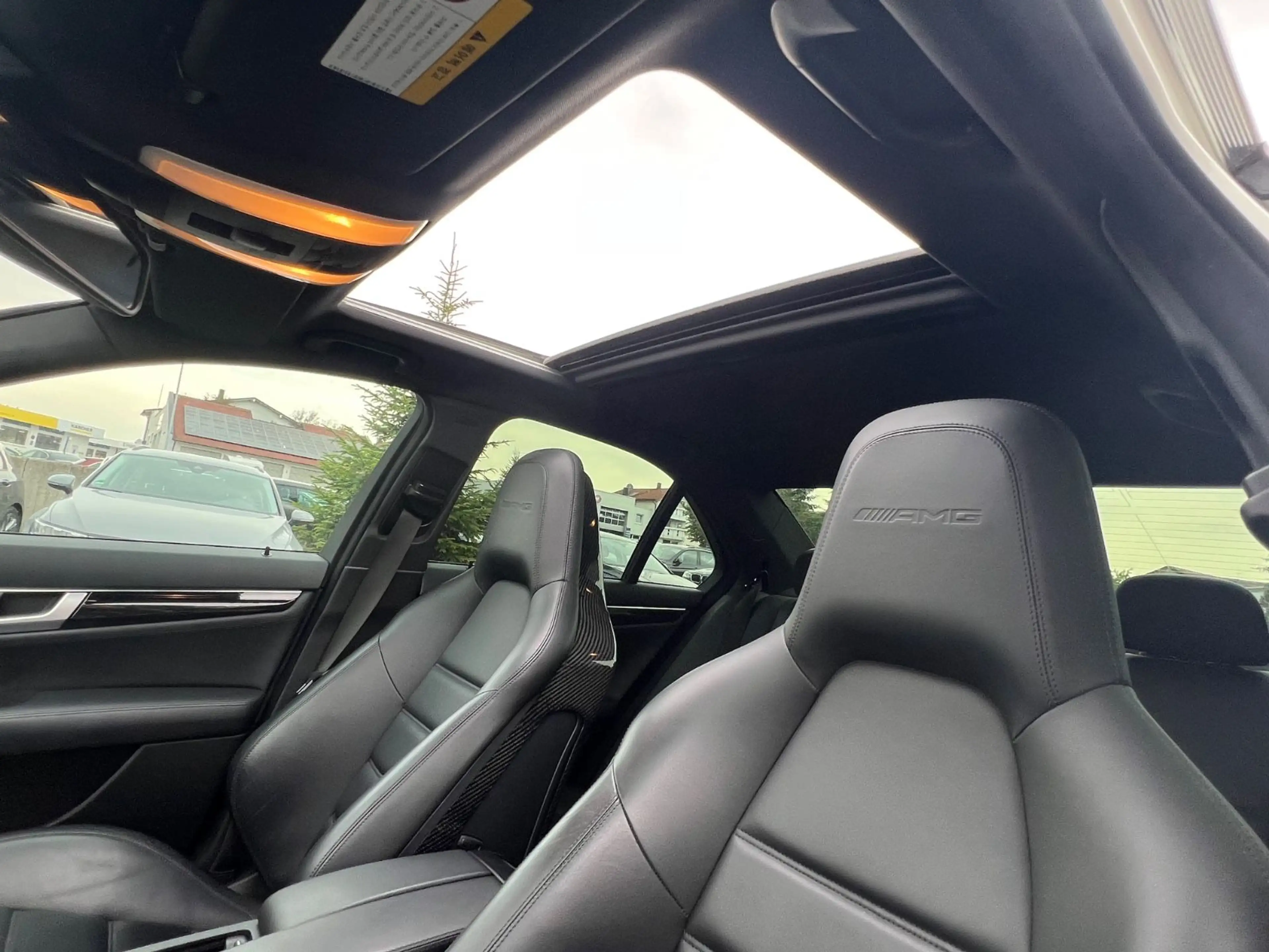 Mercedes-Benz C 63 AMG C63 AMG Lim.*Sport*Leder*Xenon*LED*H&K*Carbon ** — photo 14