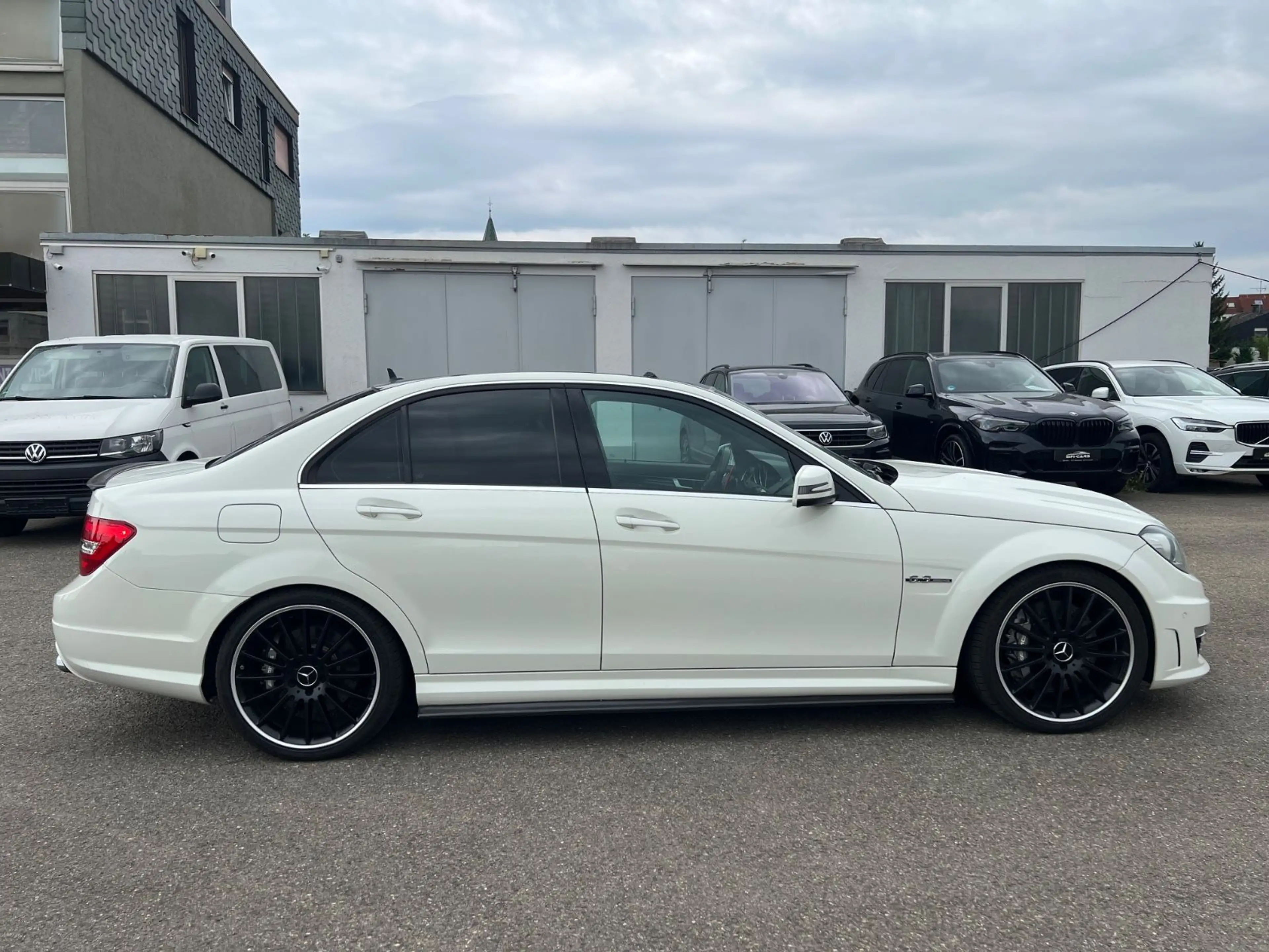 Mercedes-Benz C 63 AMG C63 AMG Lim.*Sport*Leder*Xenon*LED*H&K*Carbon ** — photo 8