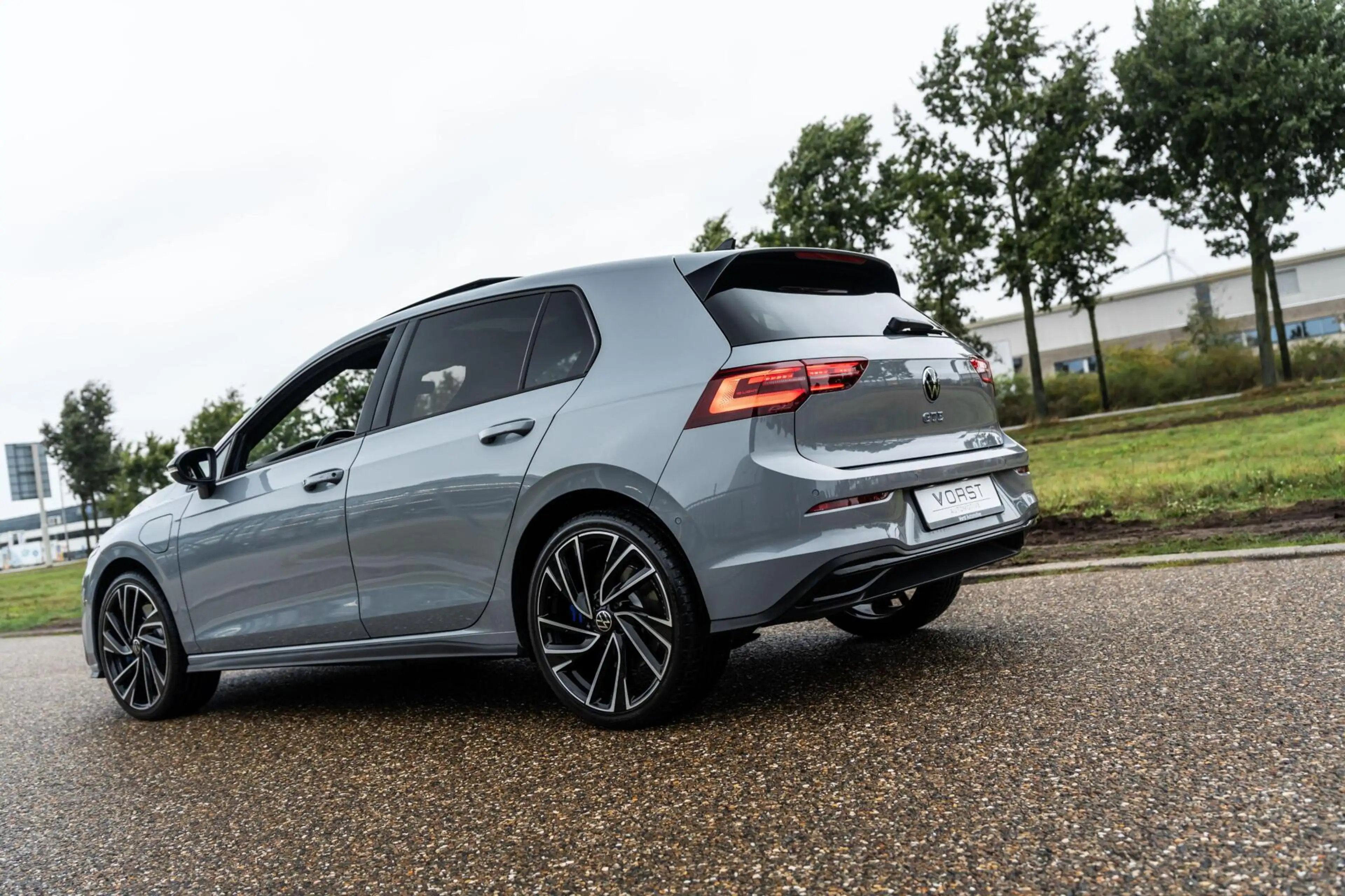 Volkswagen Golf GTE 1.4 eHybrid Pano Headup IQ lights — photo 13