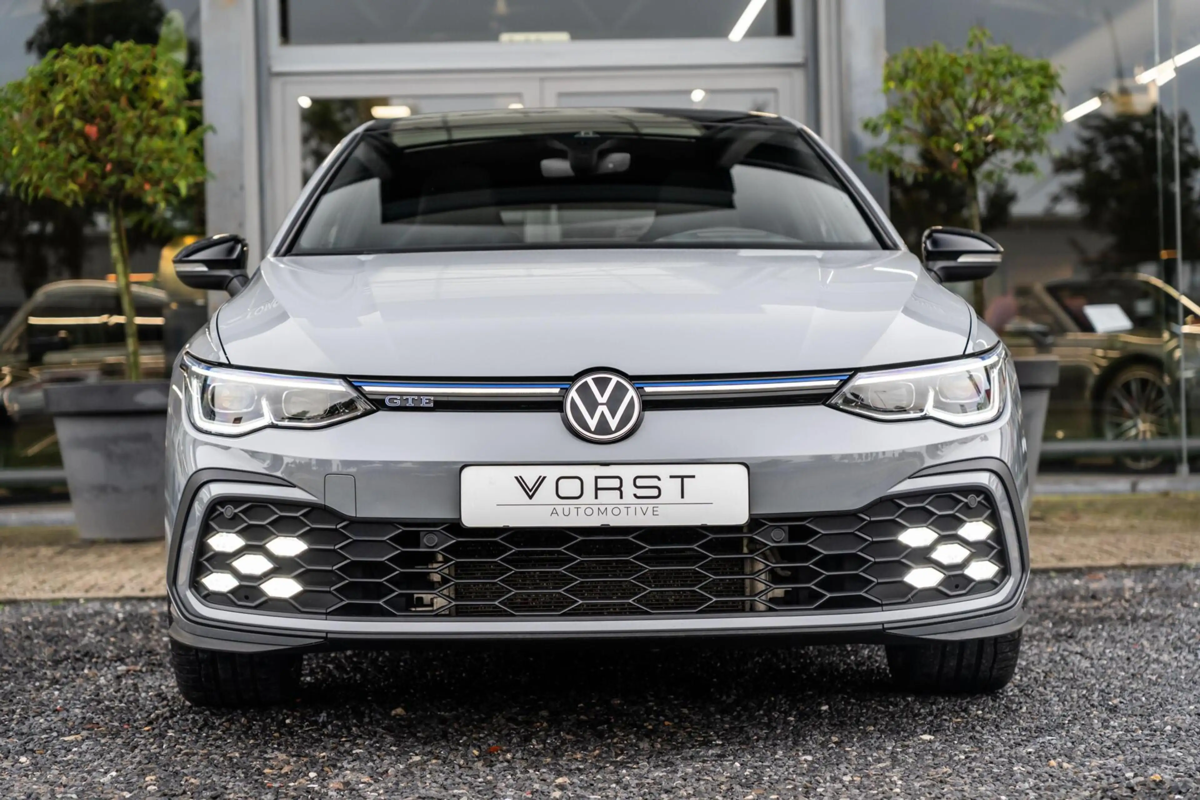Volkswagen Golf GTE 1.4 eHybrid Pano Headup IQ lights — photo 2