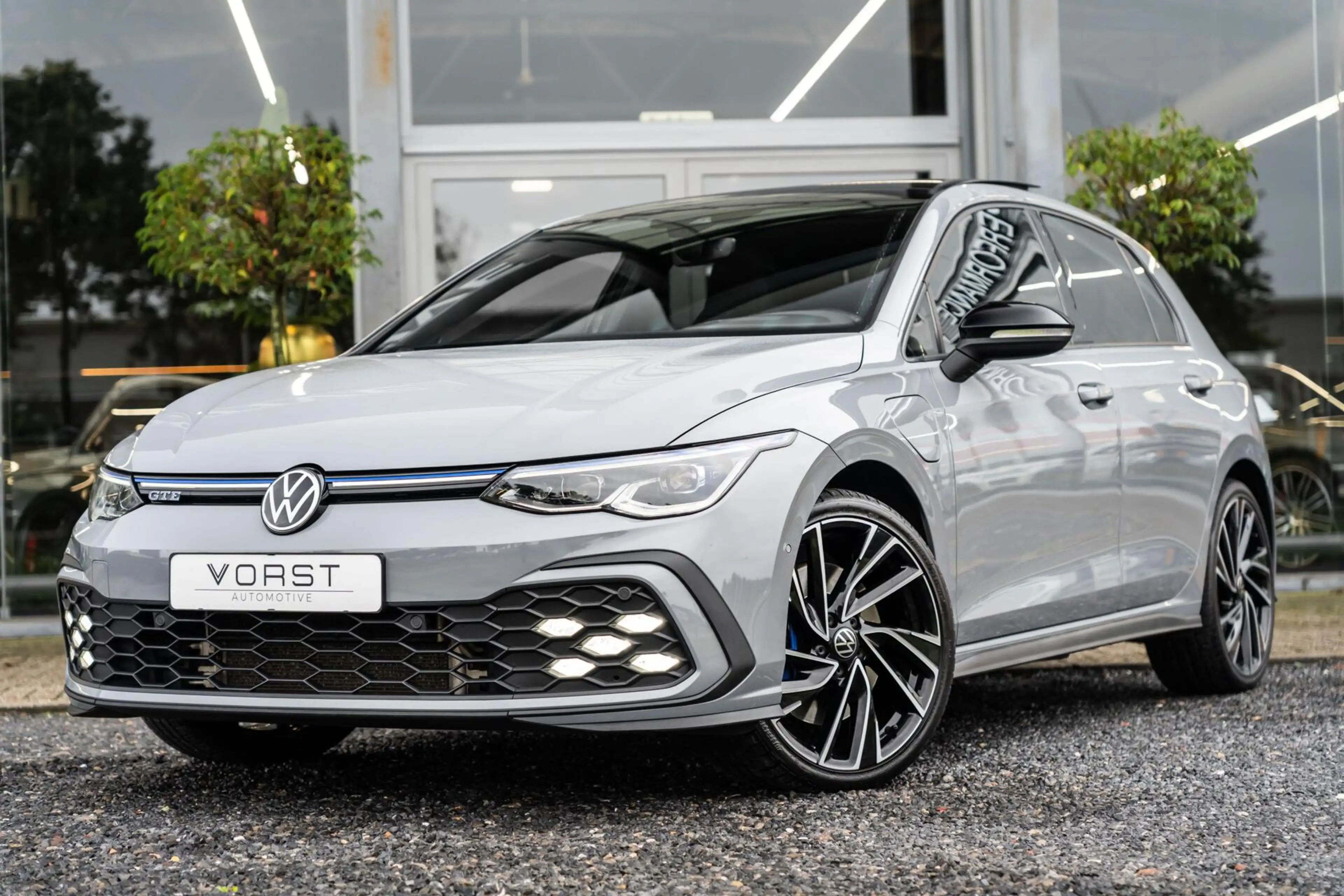Volkswagen Golf GTE 1.4 eHybrid Pano Headup IQ lights