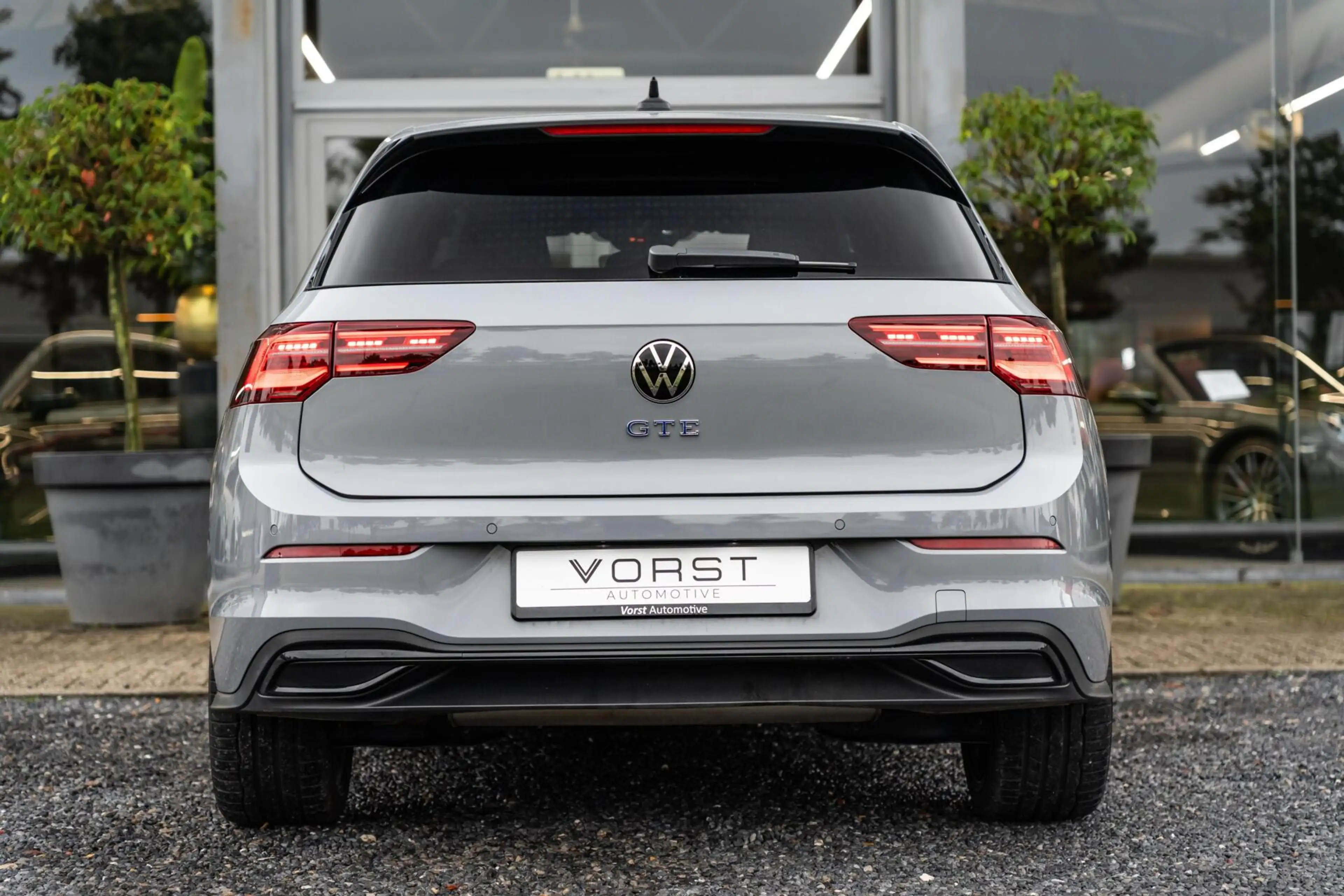 Volkswagen Golf GTE 1.4 eHybrid Pano Headup IQ lights — photo 5