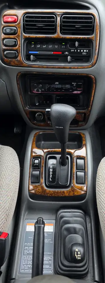 Suzuki Grand Vitara 2.5 V6 Automaat 4x4 Trekhaak Airco cruise APk, foto 8