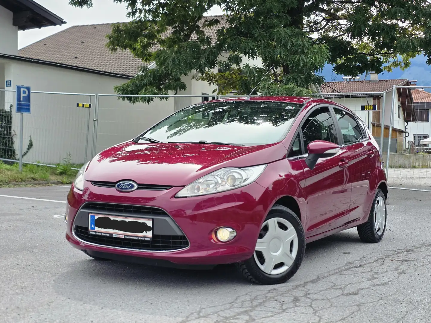 Ford Fiesta Titanium 1,25 Rot - 1