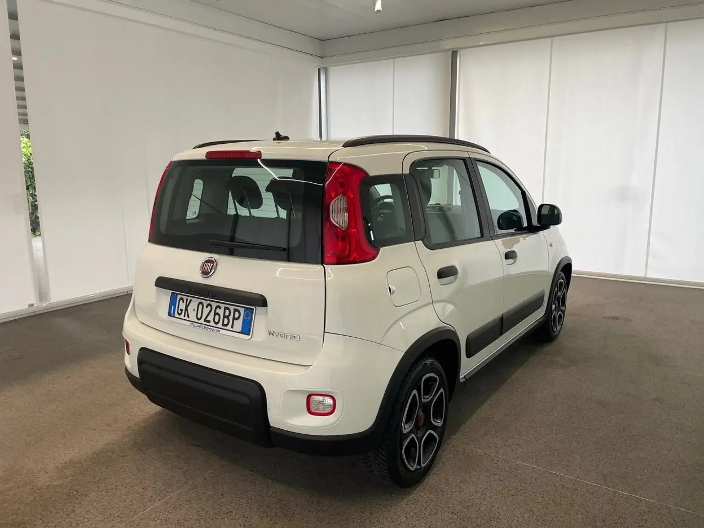 Fiat Panda 1.0 FireFly 70cv S&S Hybrid City Life Bianco - 2