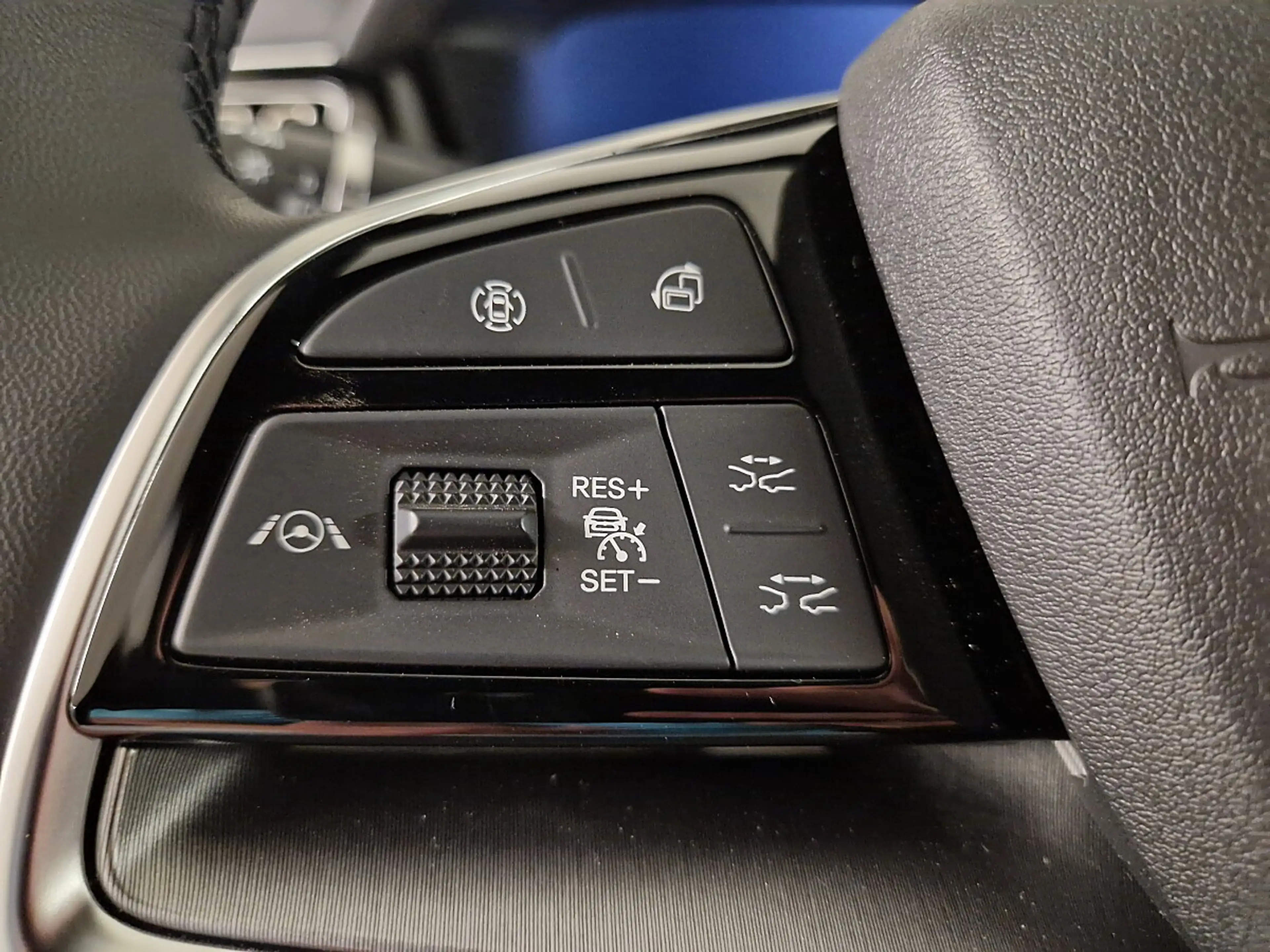 BYD Seal U DM-i PHEV 26,6kWh Comfort Österreich Paket, Inn... — photo 13