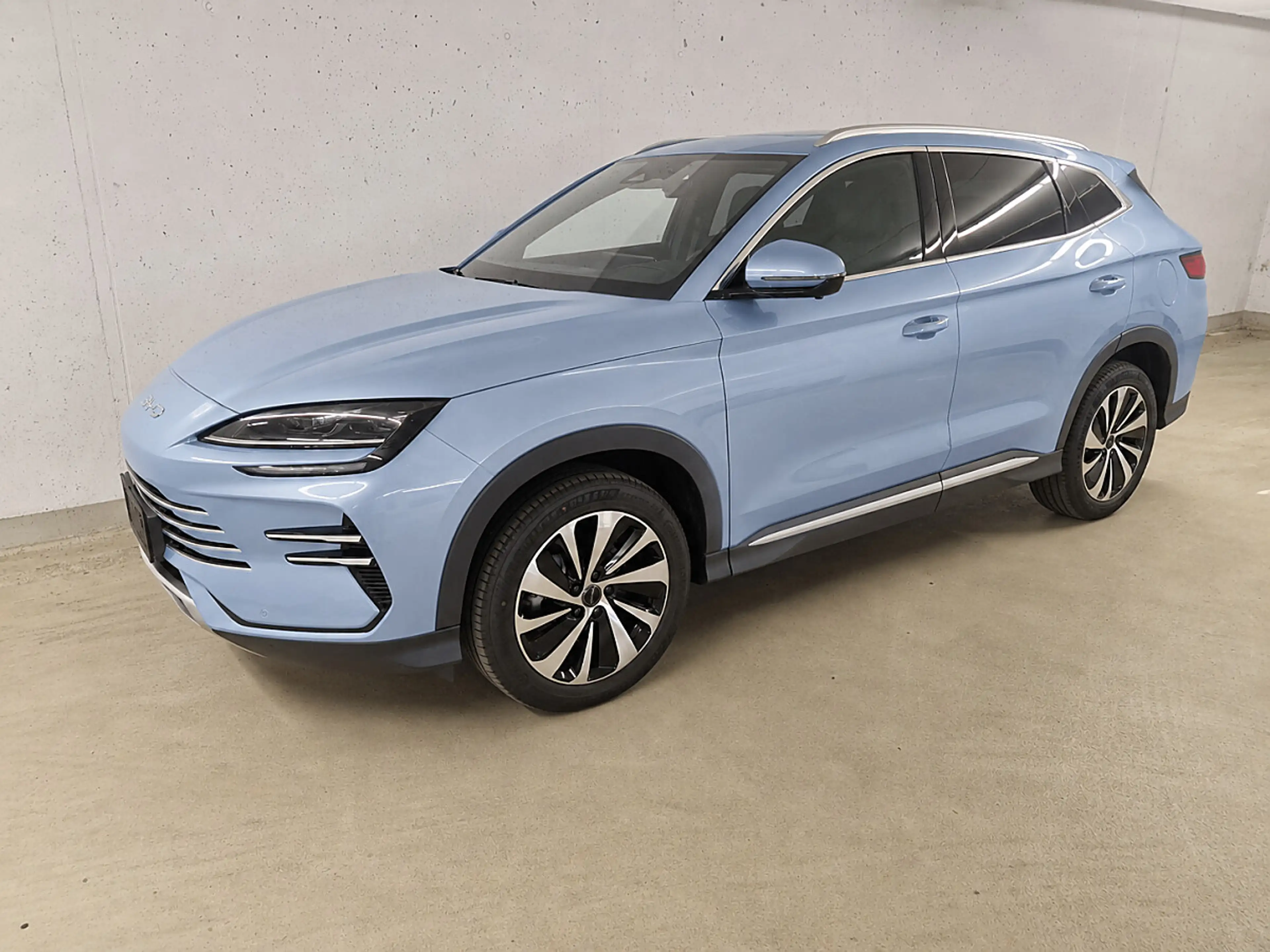 BYD Seal U DM-i PHEV 26,6kWh Comfort Österreich Paket, Inn... — photo 2