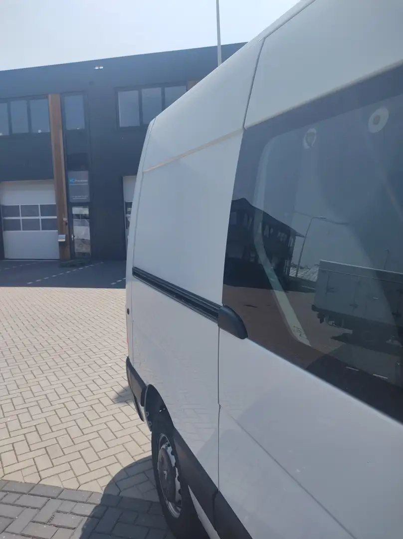 Renault Master Master T33 2.3 dCi L2H2 Wit - 2