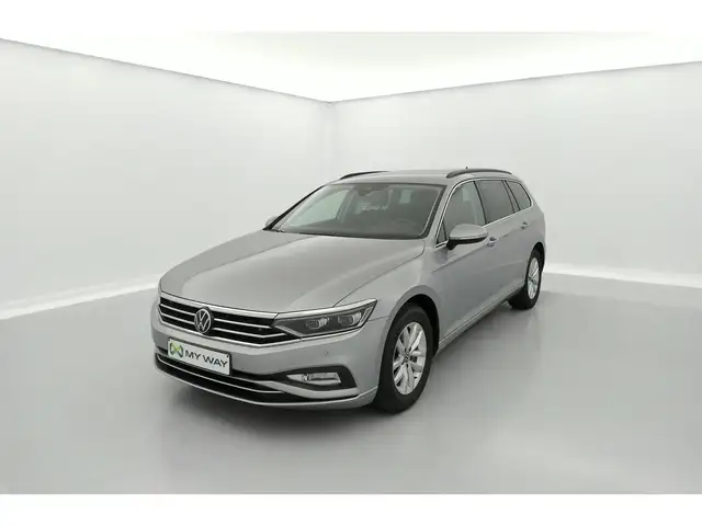 Volkswagen Passat Variant Style 'Business' 2.0 TDI SCR 90 kW (122 ch) 7 vitesses DSG