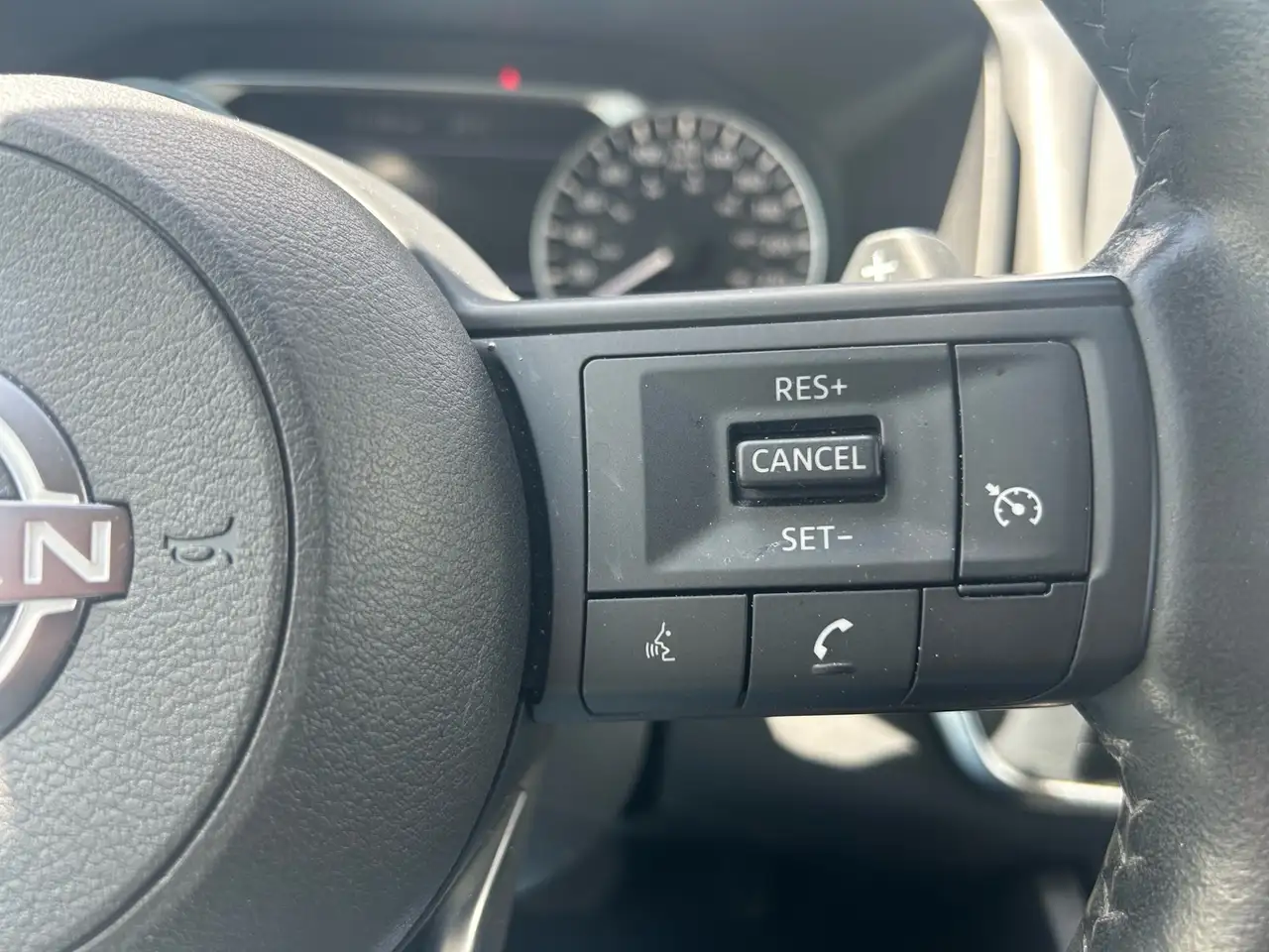 Nissan Rogue fotografie Nissan Rogue