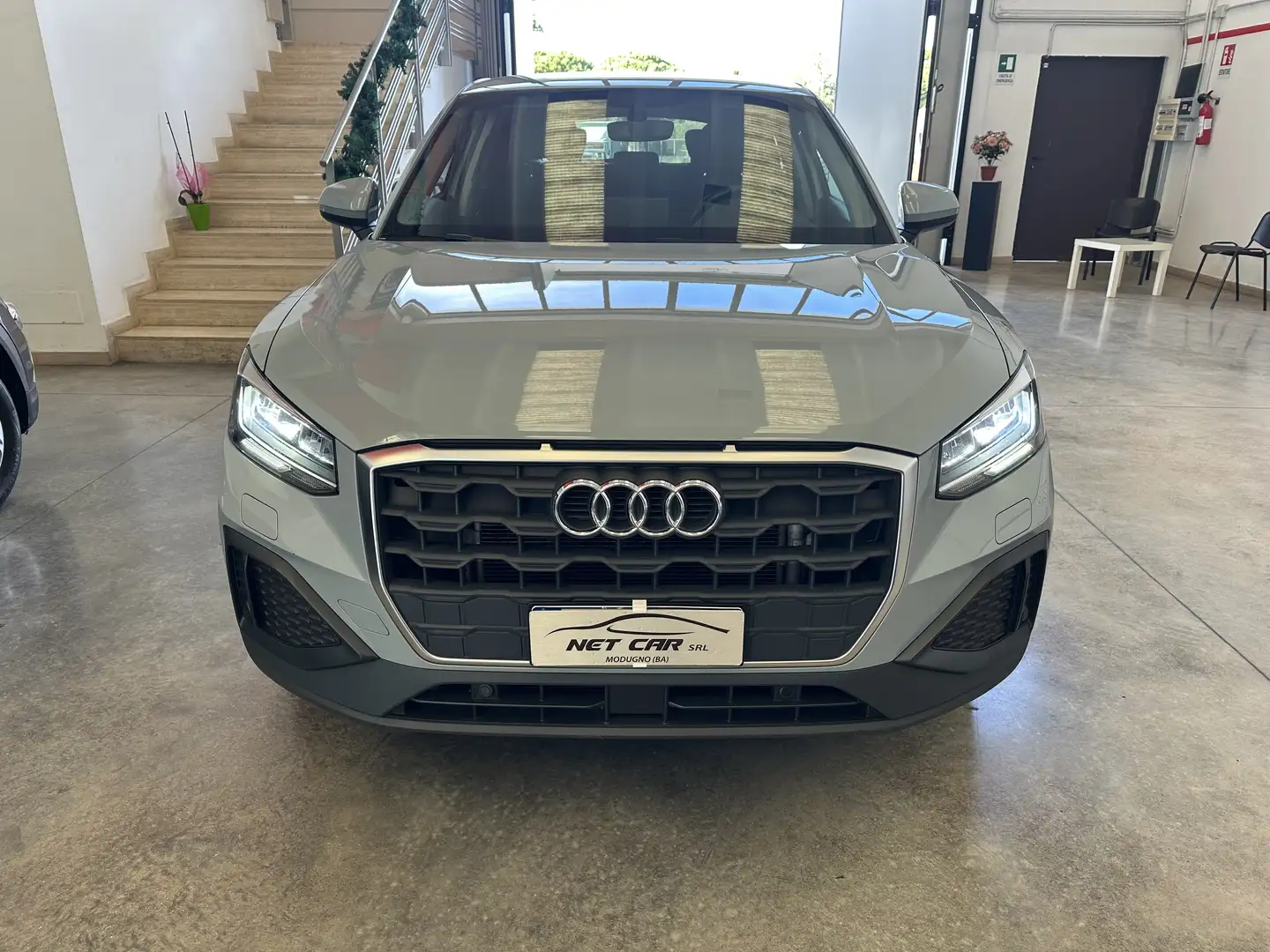 Audi Q2 35 2.0 tdi Business plus s-tronic Grigio - 1