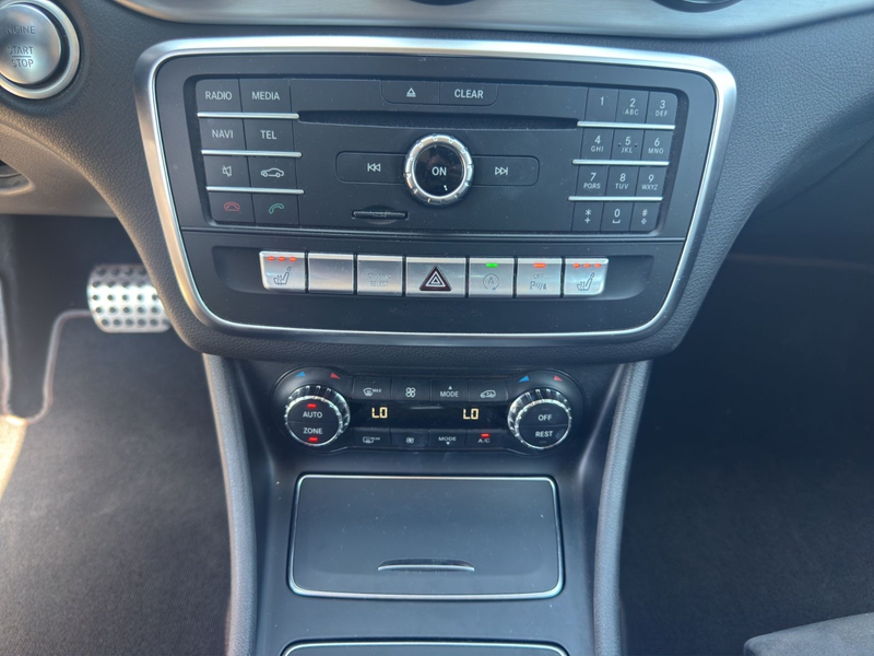 Mercedes-Benz CLA 180 CDI Automatik AMG LINE / — photo 11
