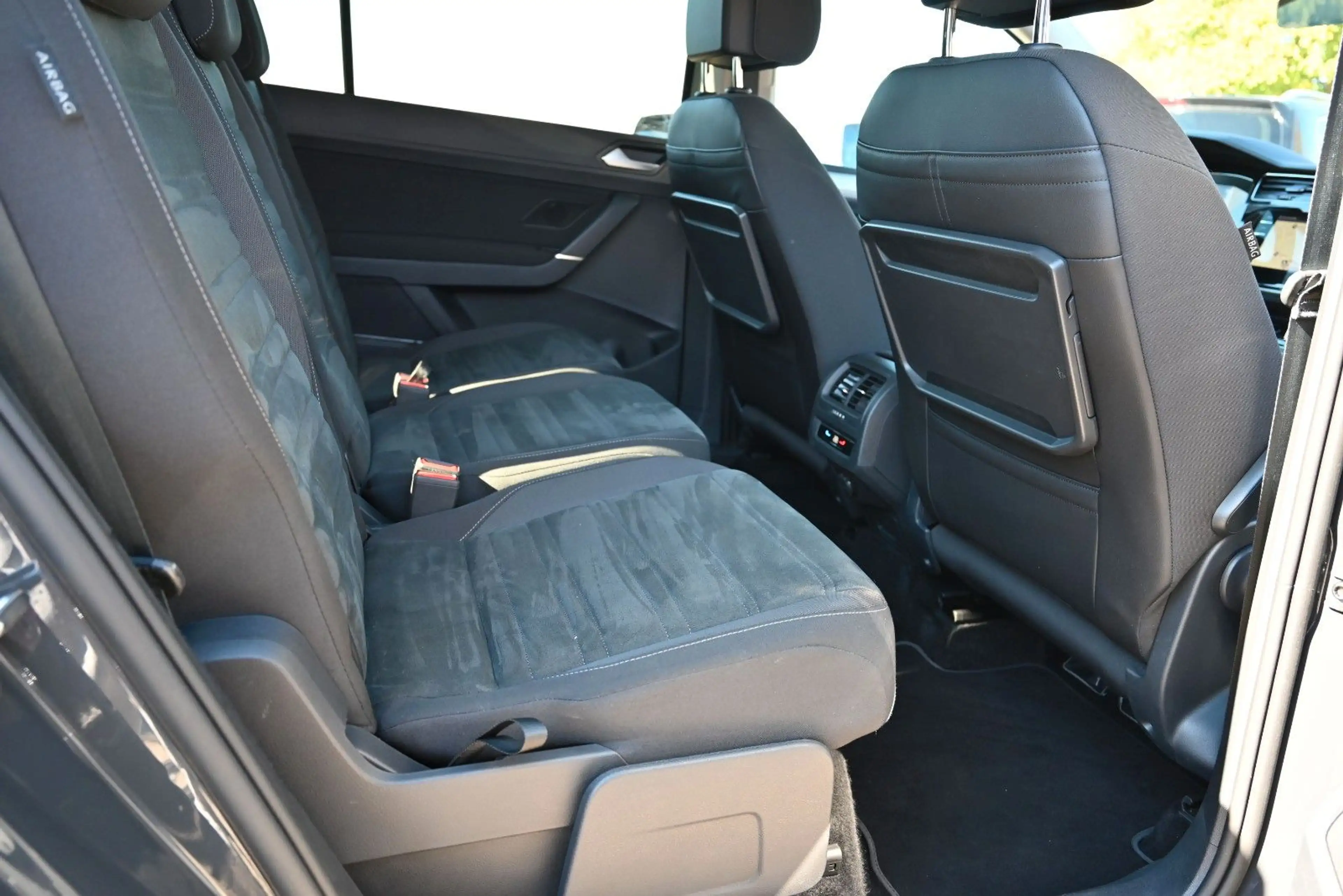 Volkswagen Touran Comfortline/7Sitze/AHK/ACC/Virtual/Kamera — photo 13