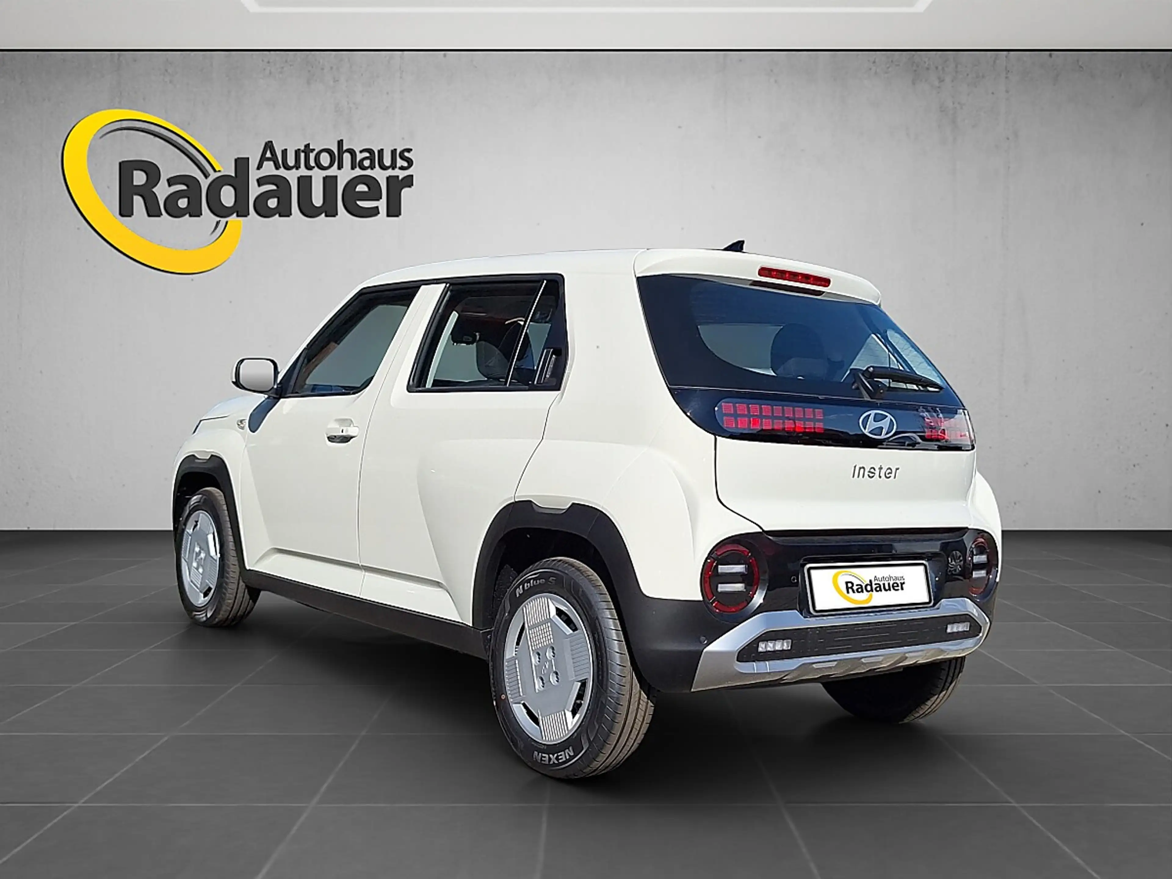 Hyundai Inster 42kWh Smart Line "Aktionsmodell Superbonus" — photo 3