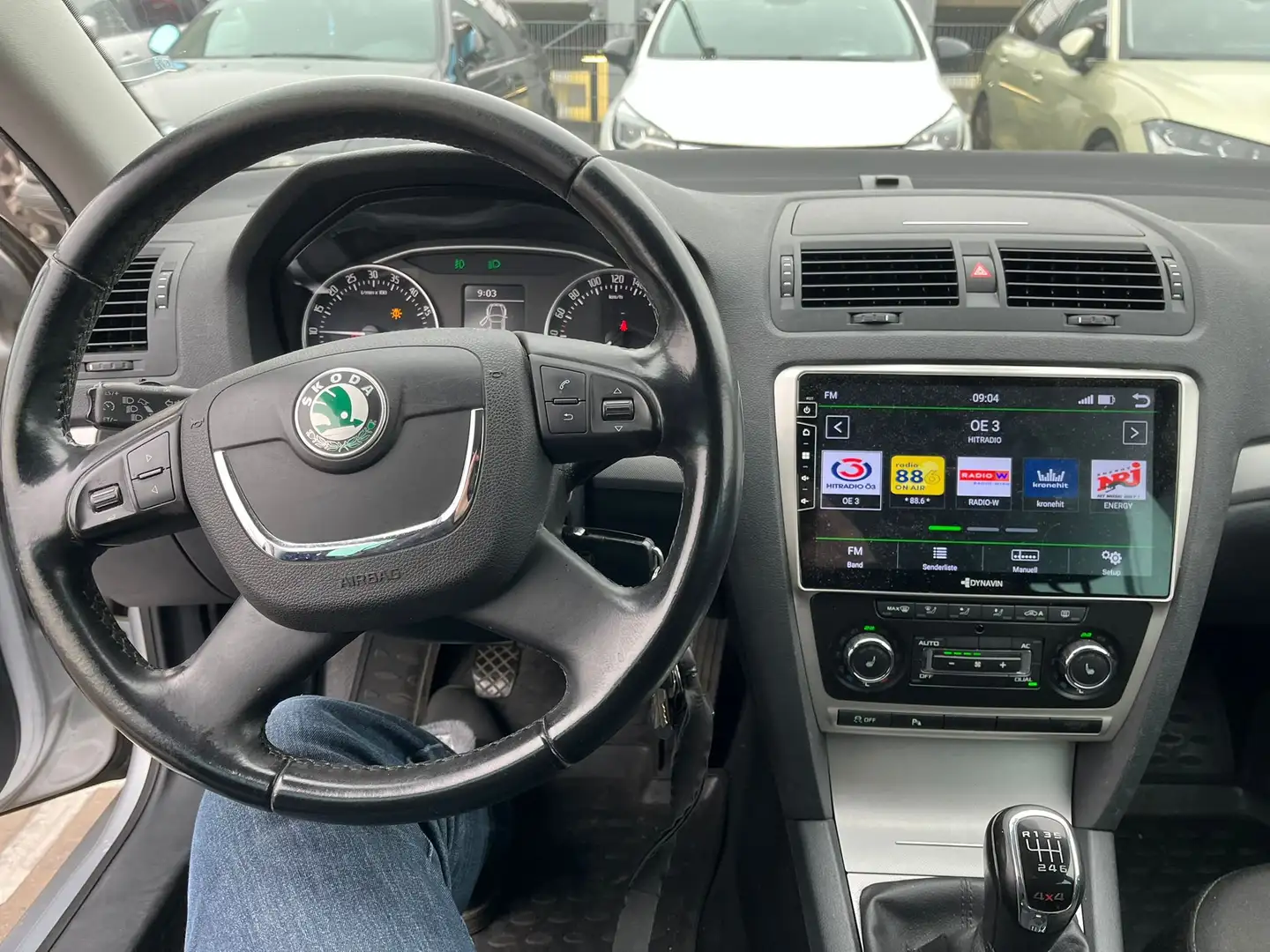 Skoda Octavia Octavia Combi 1,6 Elegance TDI Green tec Elegance Silber - 2