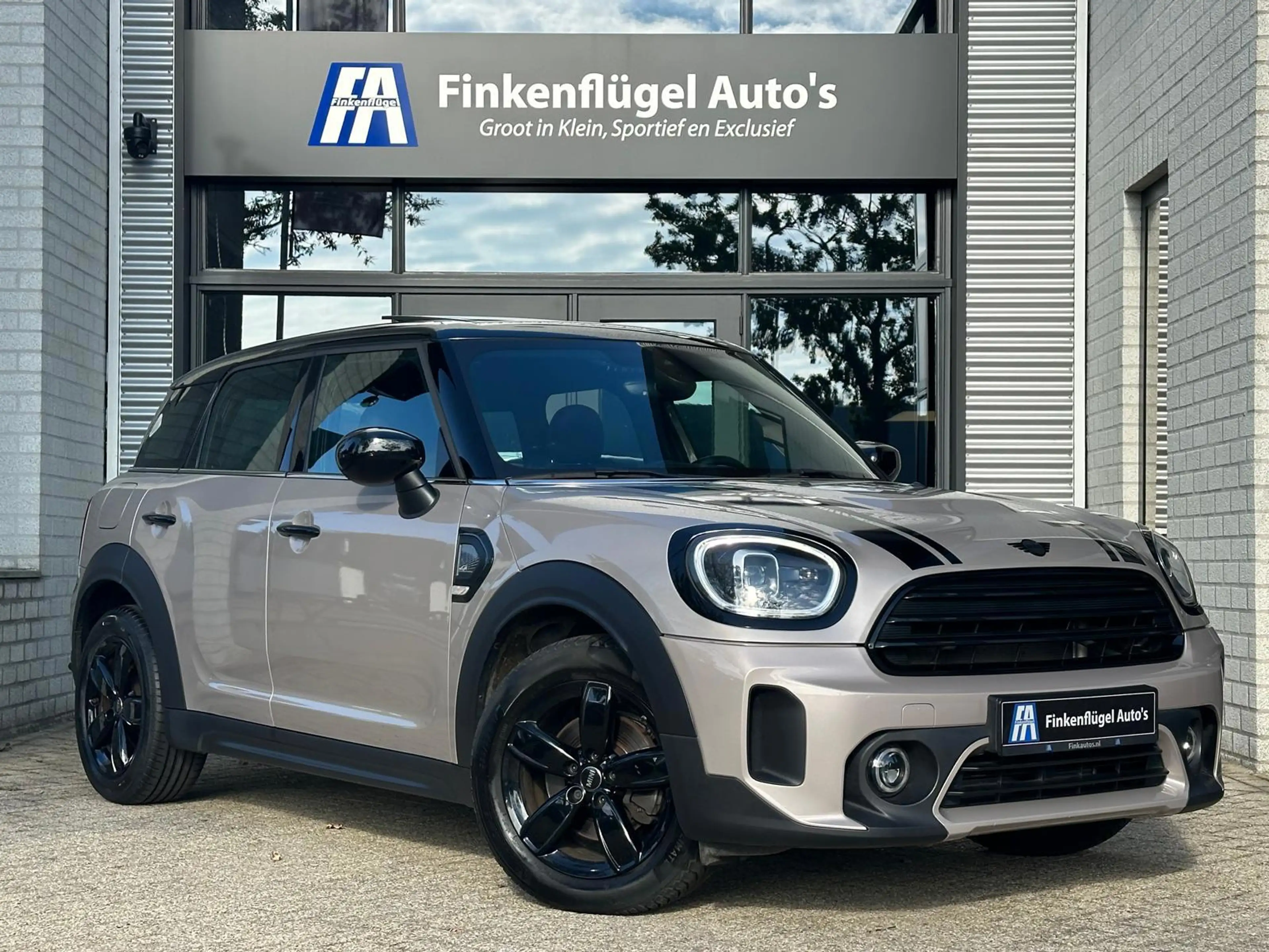 MINI Cooper Countryman 1.5 Black-Pack |Pano |Camera |Leder |Carplay |Sfee