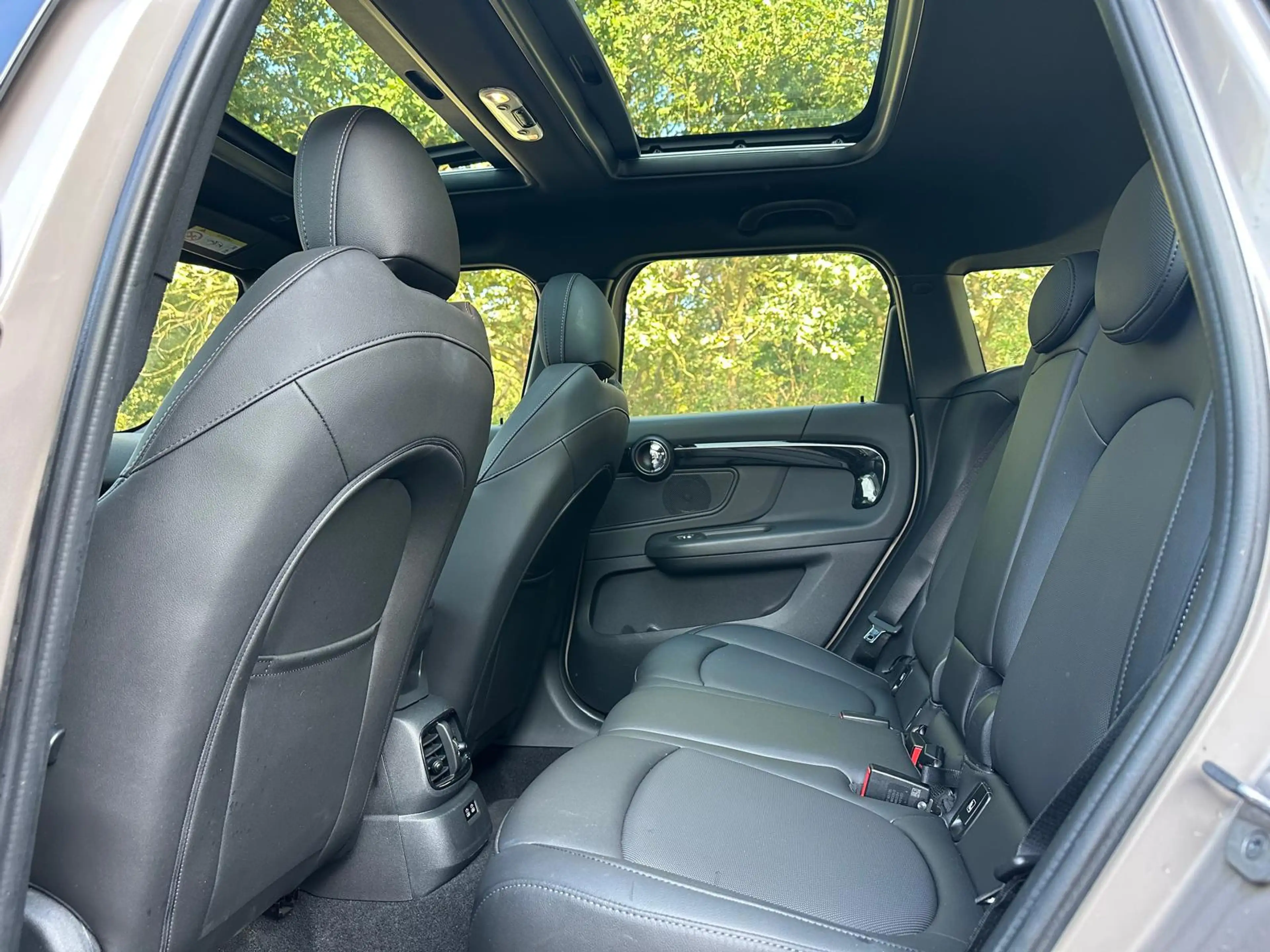 MINI Cooper Countryman 1.5 Black-Pack |Pano |Camera |Leder |Carplay |Sfee — photo 25