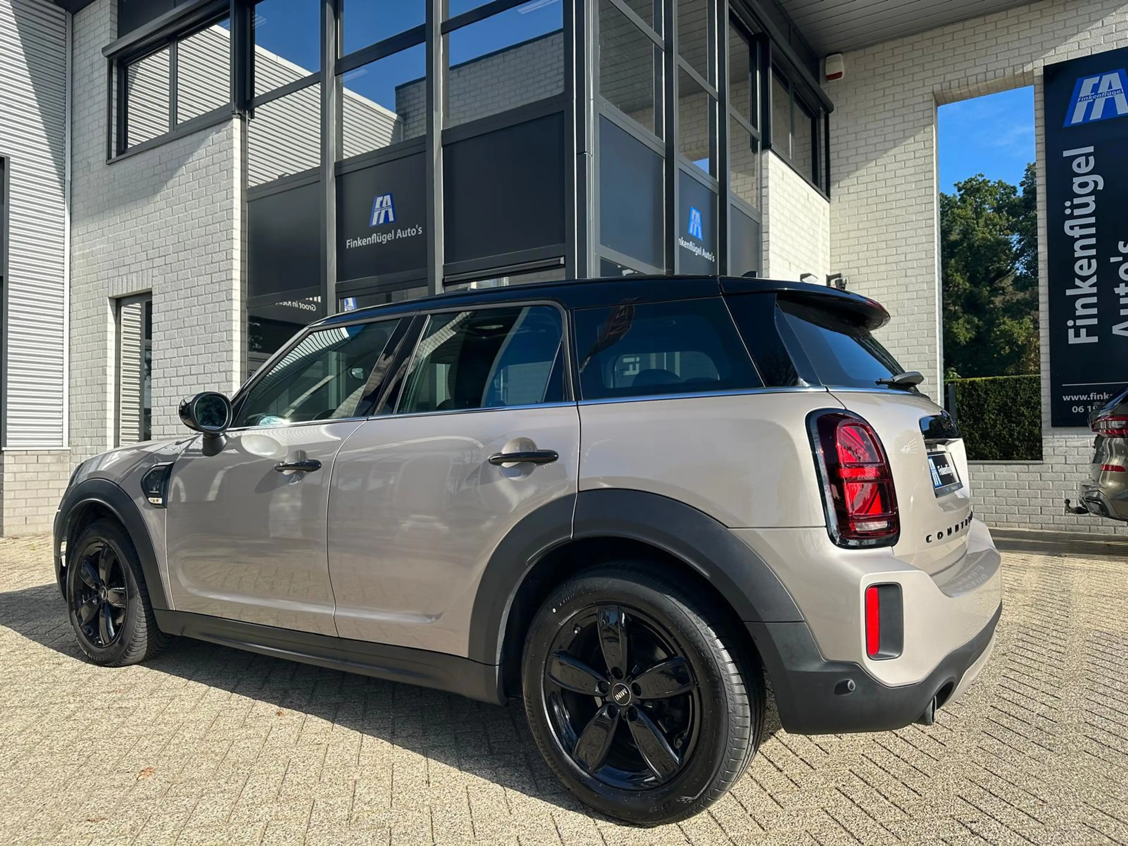 MINI Cooper Countryman 1.5 Black-Pack |Pano |Camera |Leder |Carplay |Sfee — photo 22